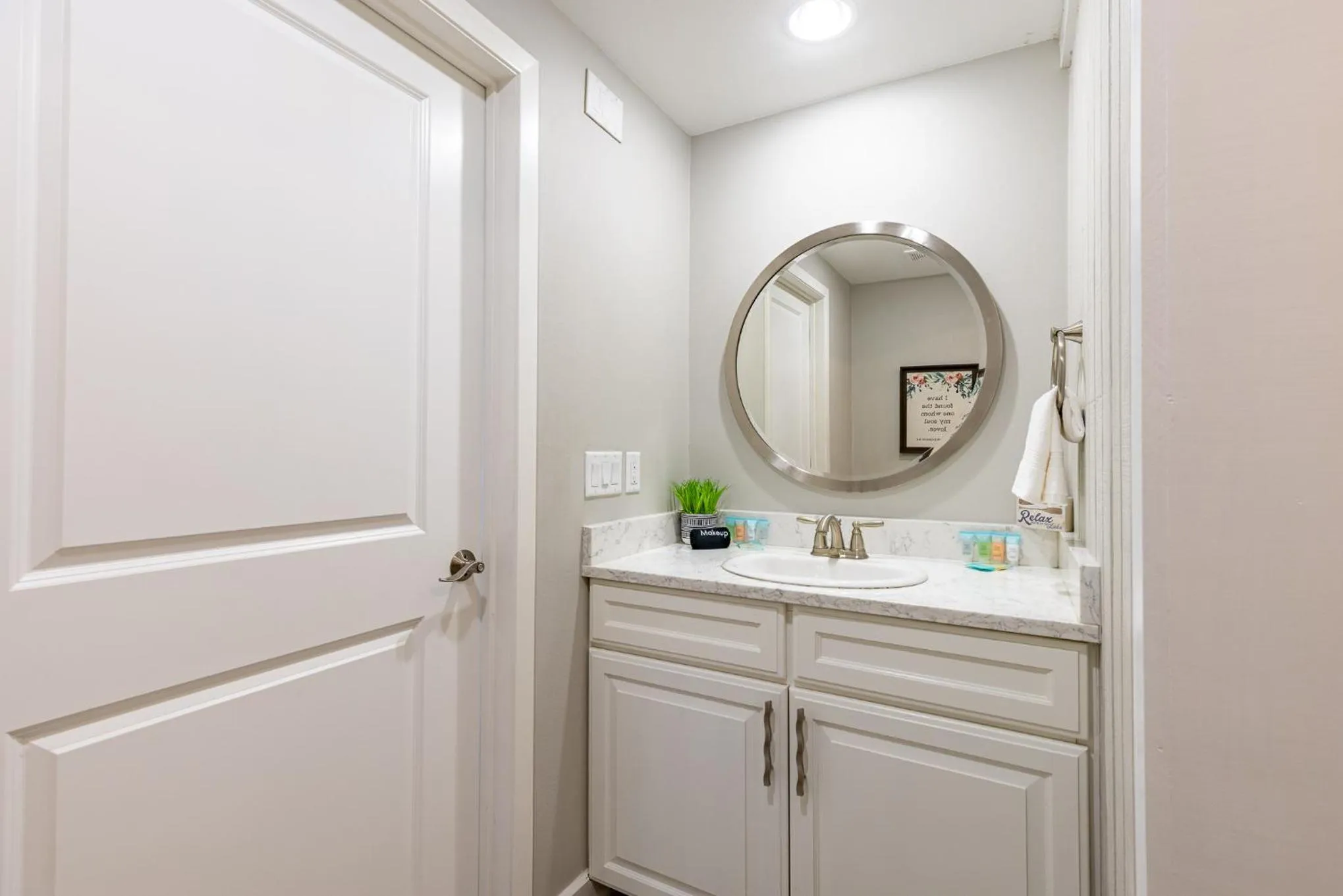 Bathroom in Luxurious Lakehouse with Indoor Pool-Hot Tub-Fire Pit