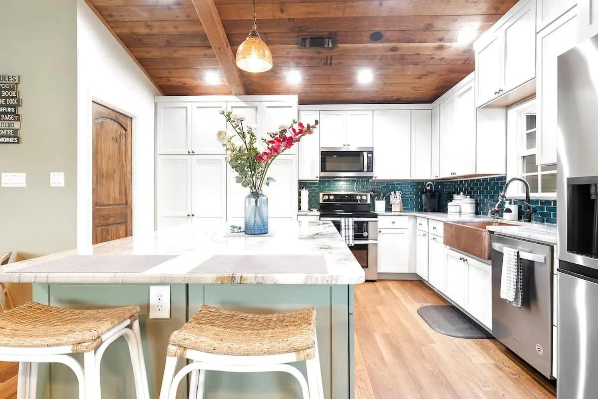 Kitchen or kitchenette in Luxury on Lake LBJ with Hot Tub Firepit & Boat Slip