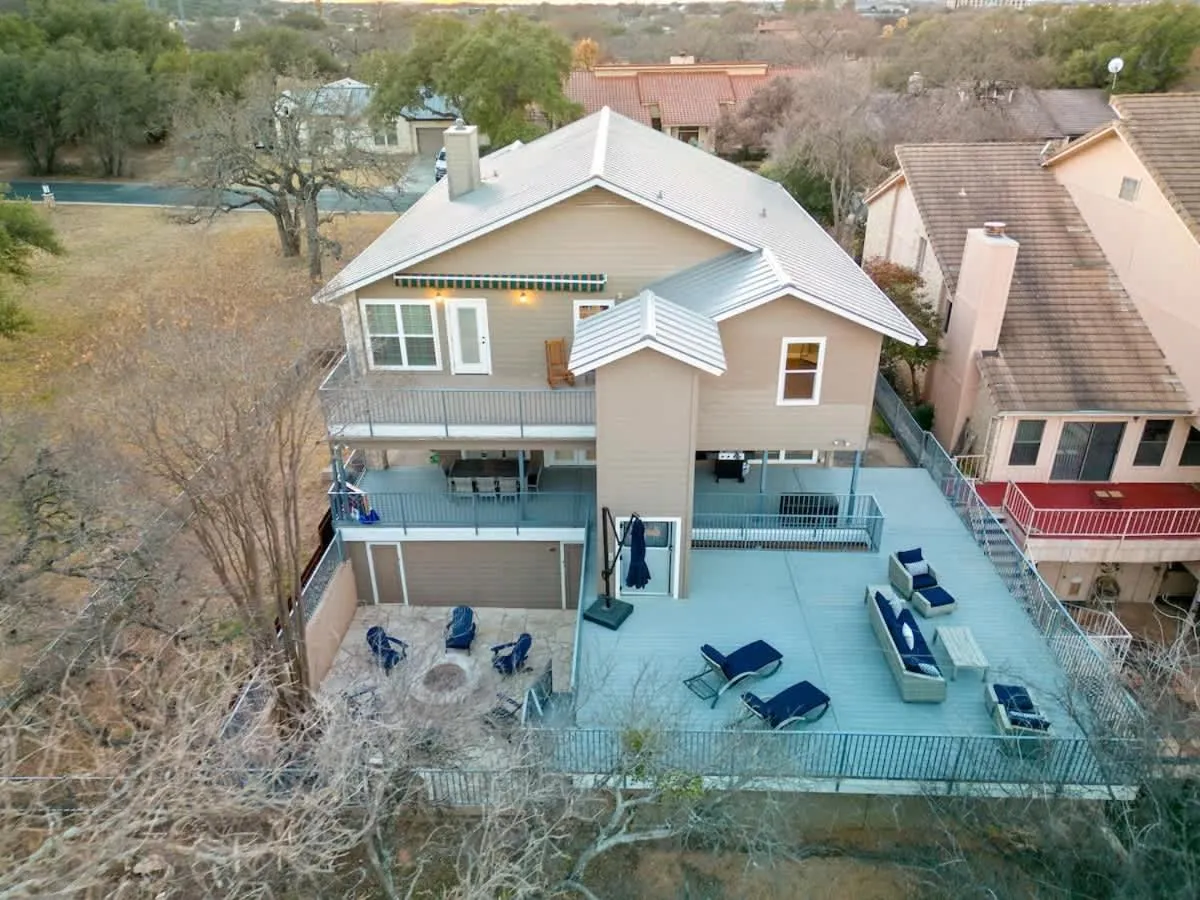 Swimming pool in Luxury on Lake LBJ with Hot Tub Firepit & Boat Slip