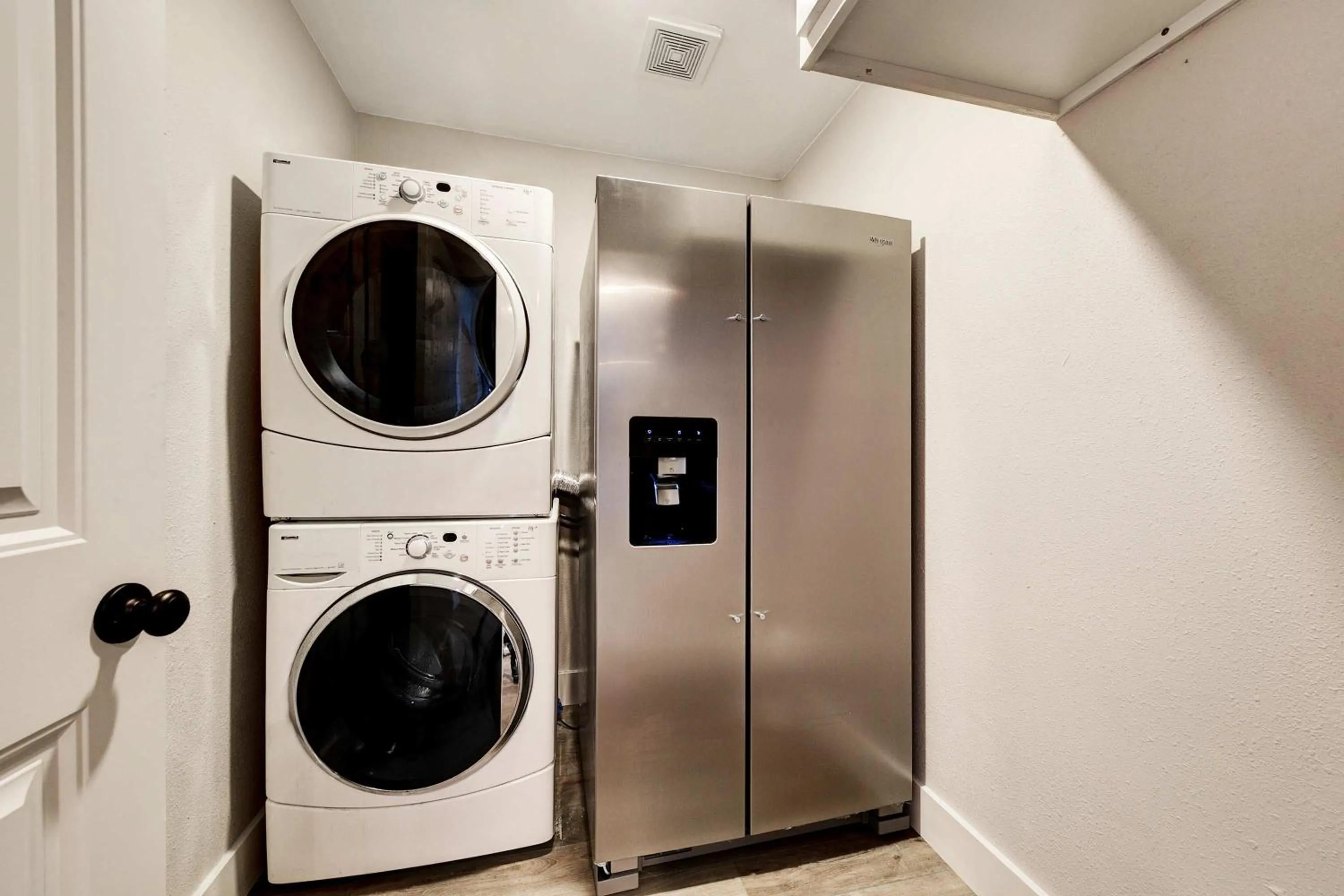 laundry in Waterfront Lake House with Hot Tub & Firepit