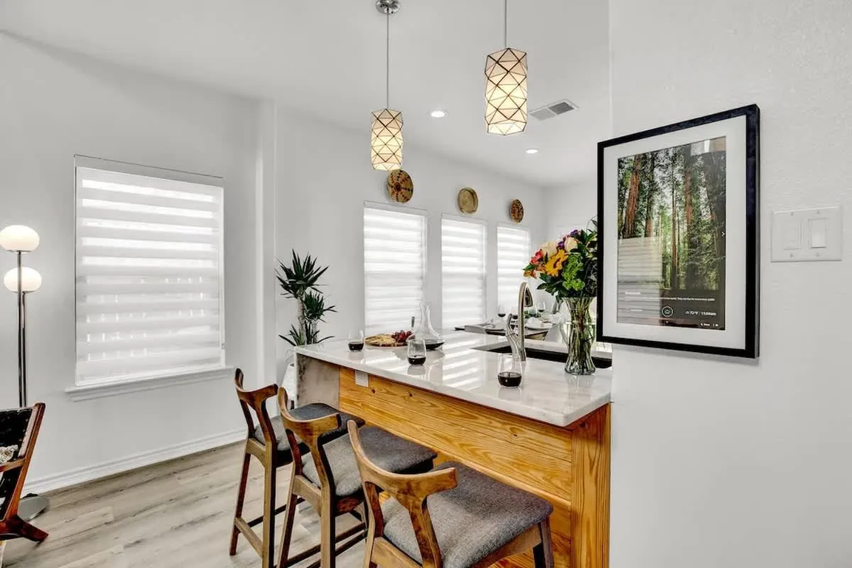 Decorative detail in Luxury Modern Home with Hot tub Deck & Firepit!