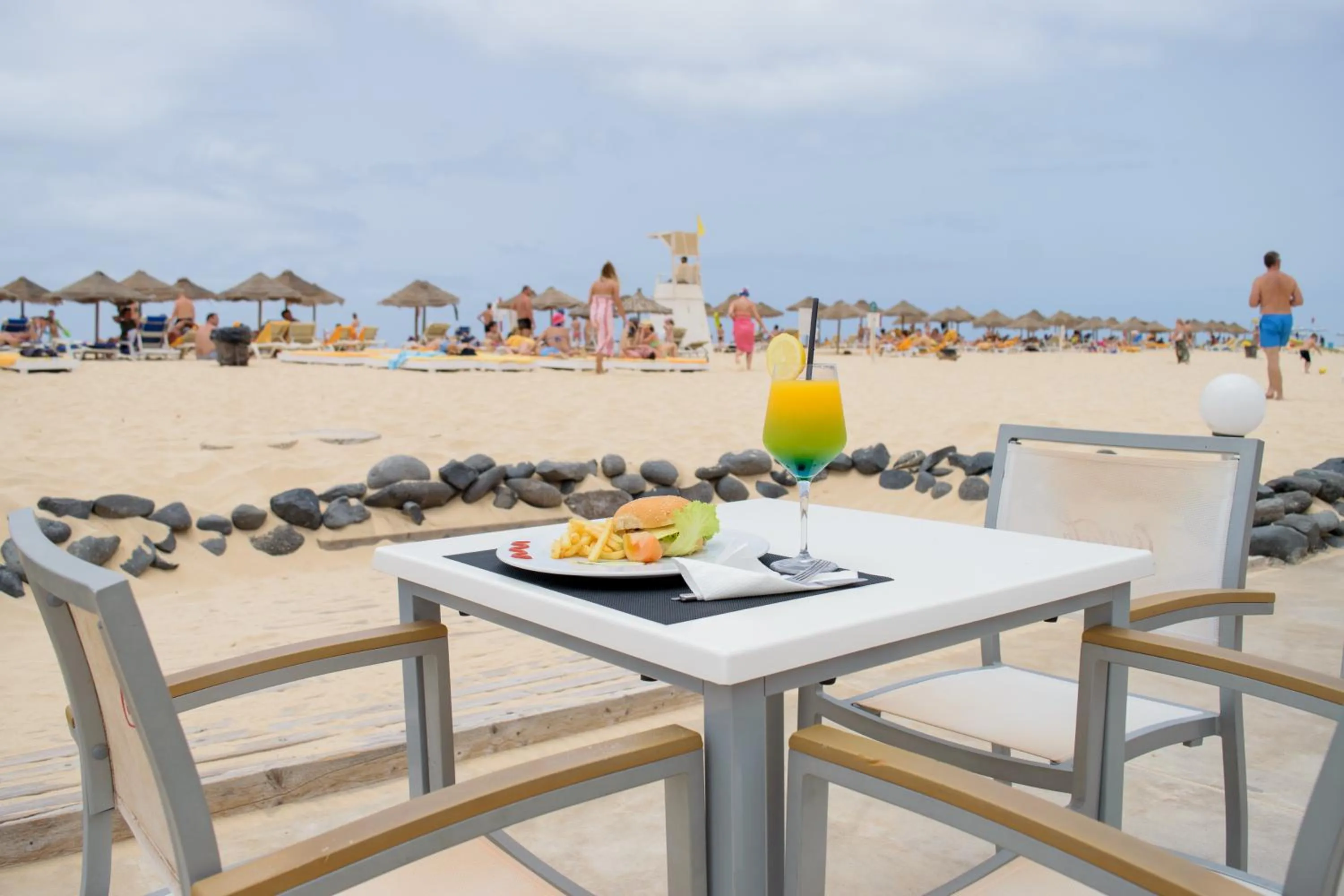 Lounge or bar in Oasis Belorizonte