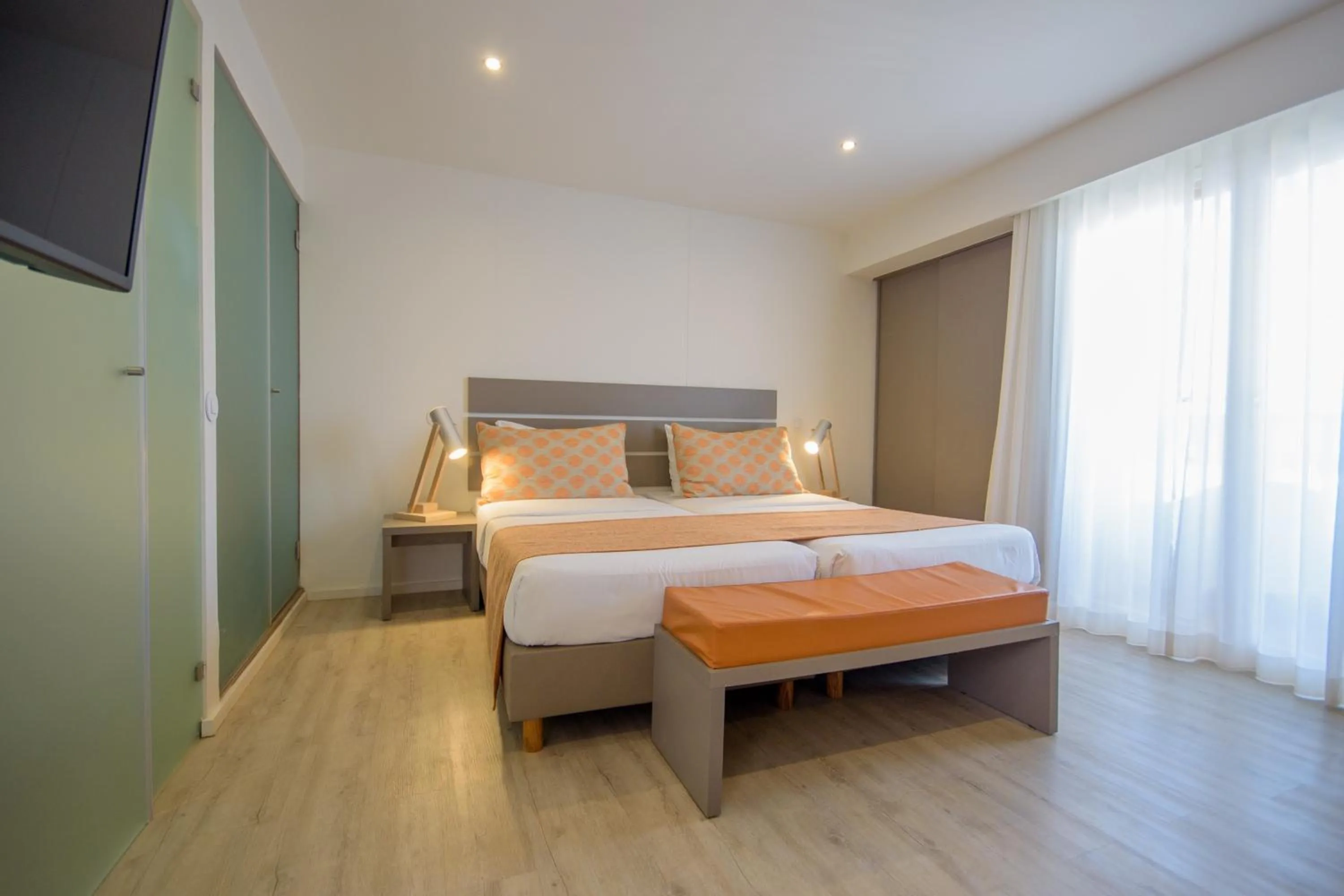 Bed in Oasis Belorizonte