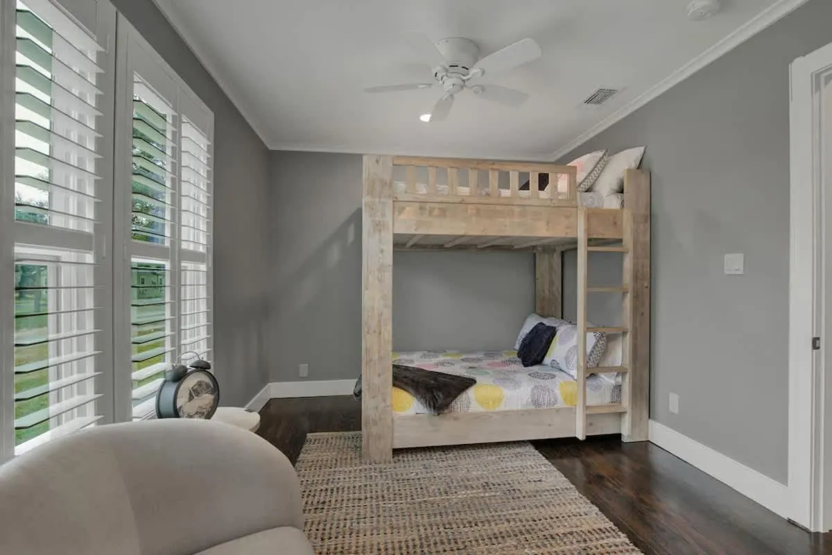 Bed in Upscale Home with Pool and FirePit - Close to Mercer St!