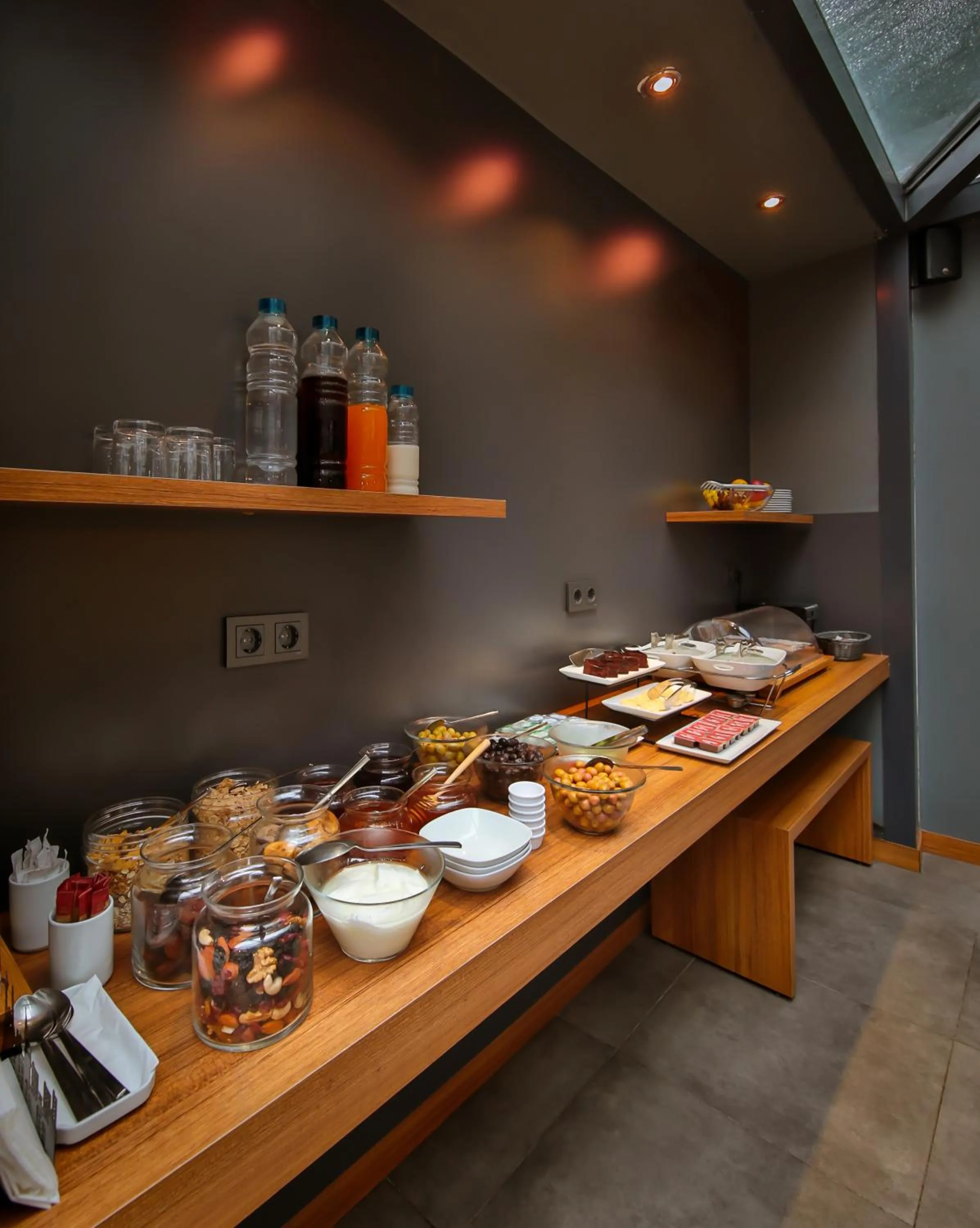 Buffet breakfast in Alilass Hotel