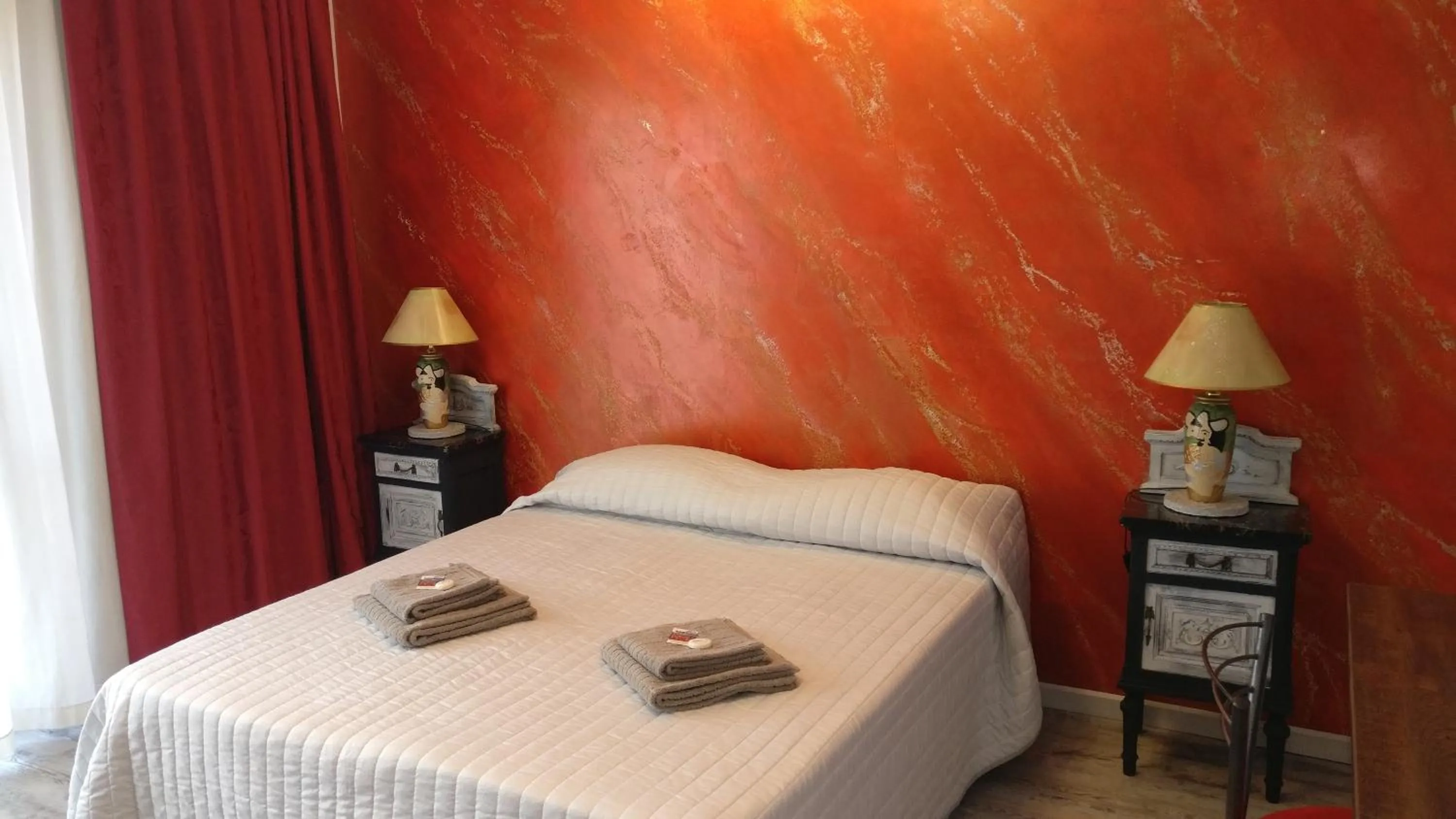 Deluxe Double Room - single occupancy in Caicai Bed And Breakfast