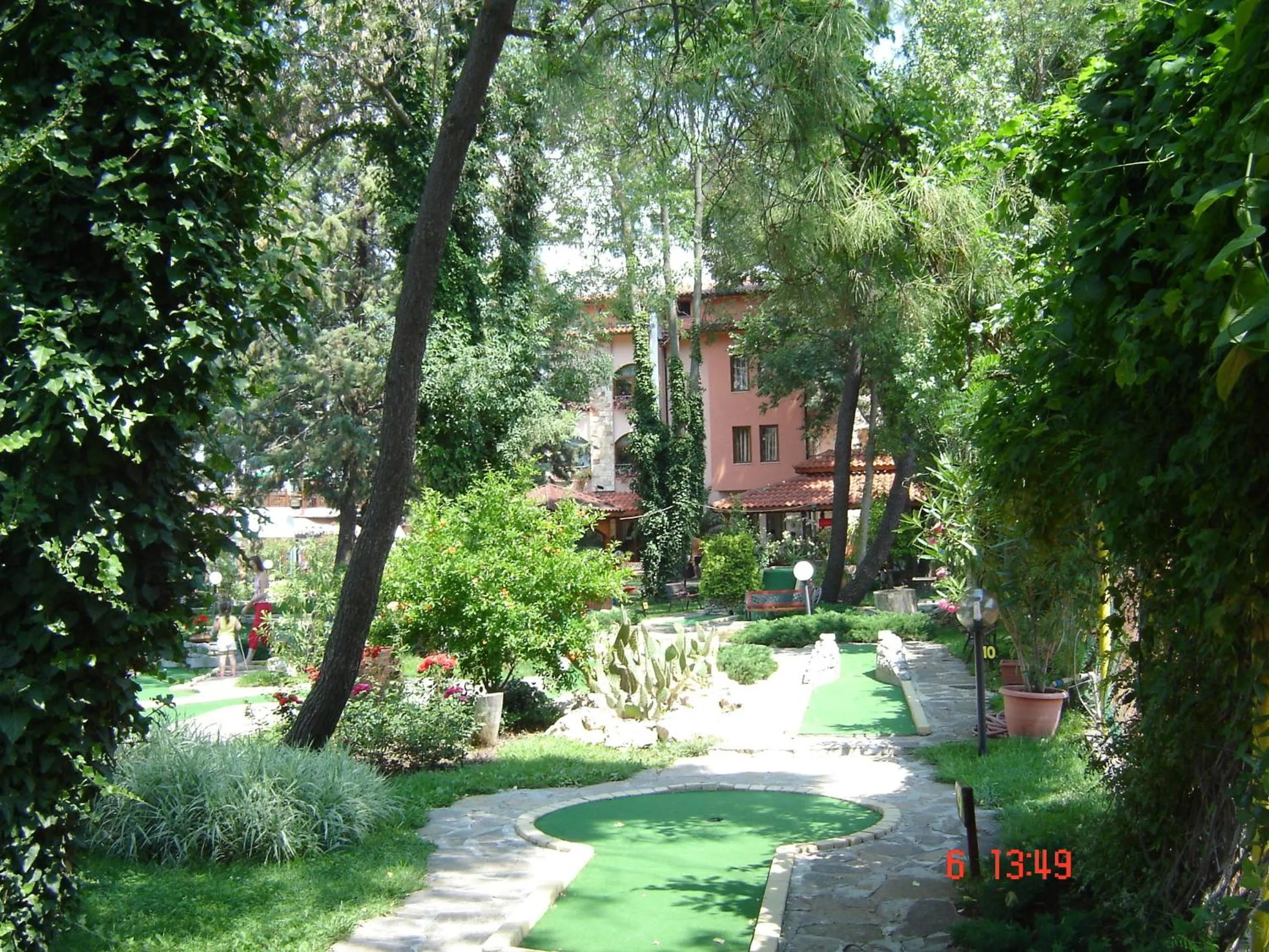 Garden in Oleander House and Tennis Club
