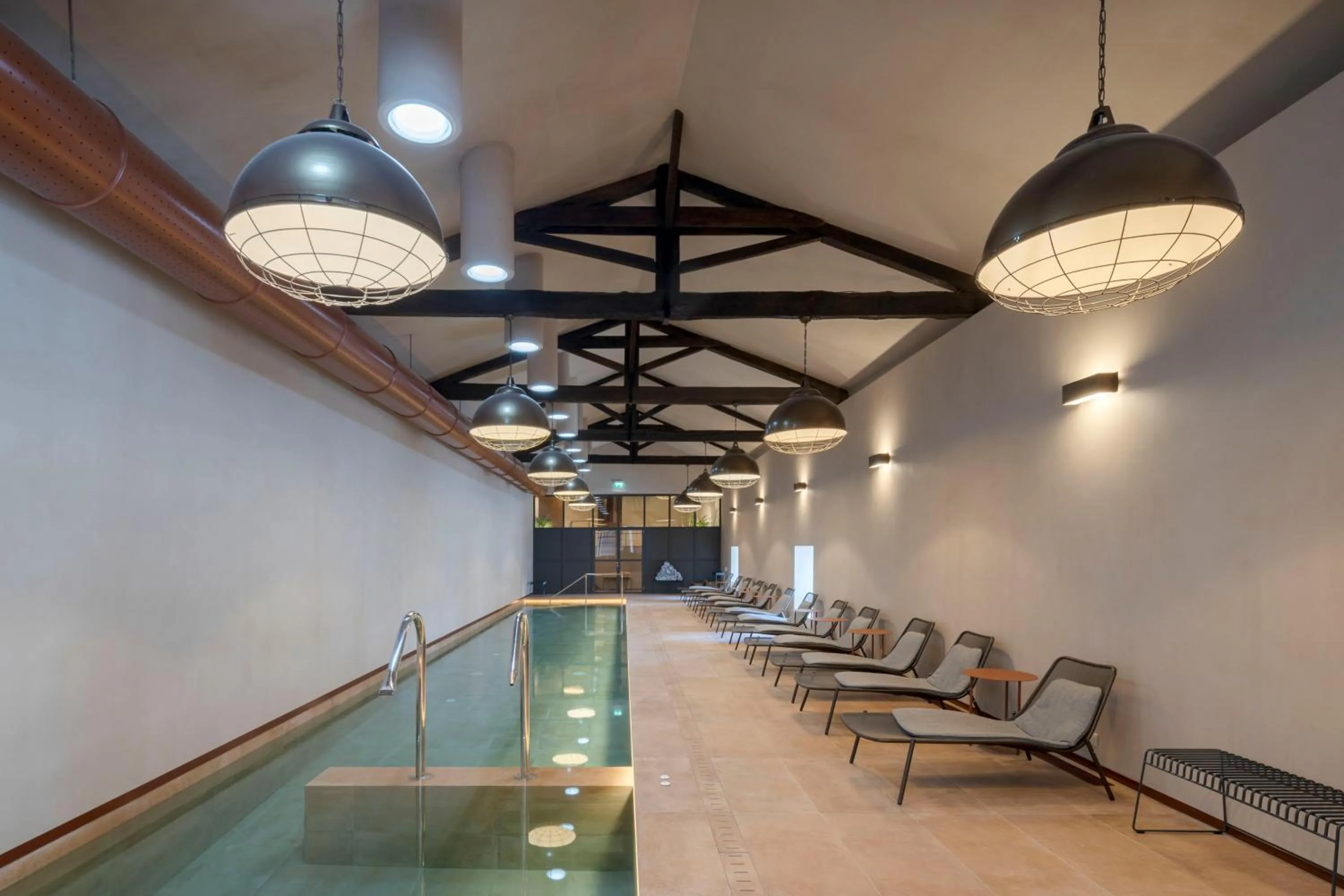Spa and wellness centre/facilities in Valverde Santar Hotel & SPA - Relais & Châteaux