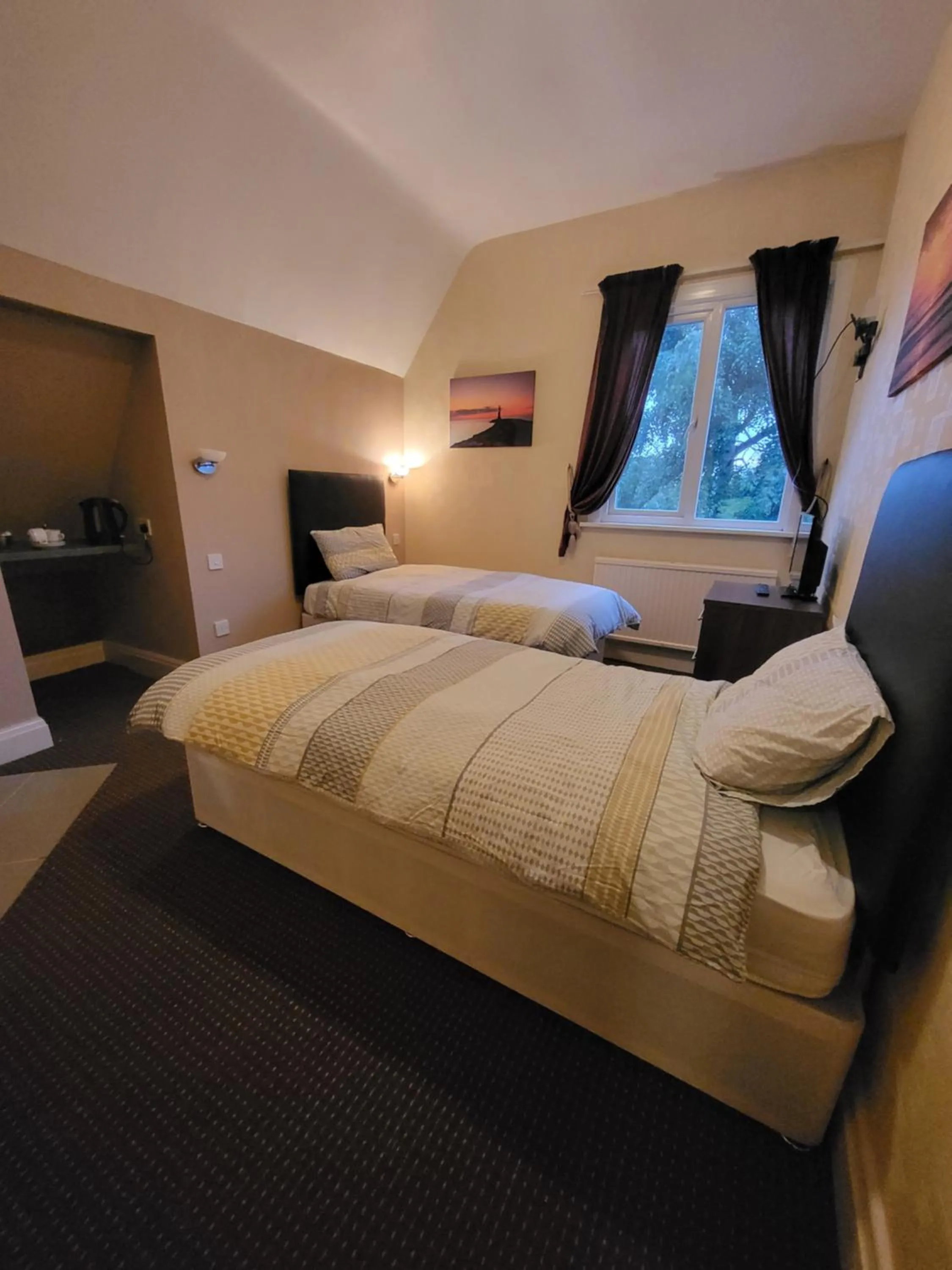 Bed in The Jolly Sailor