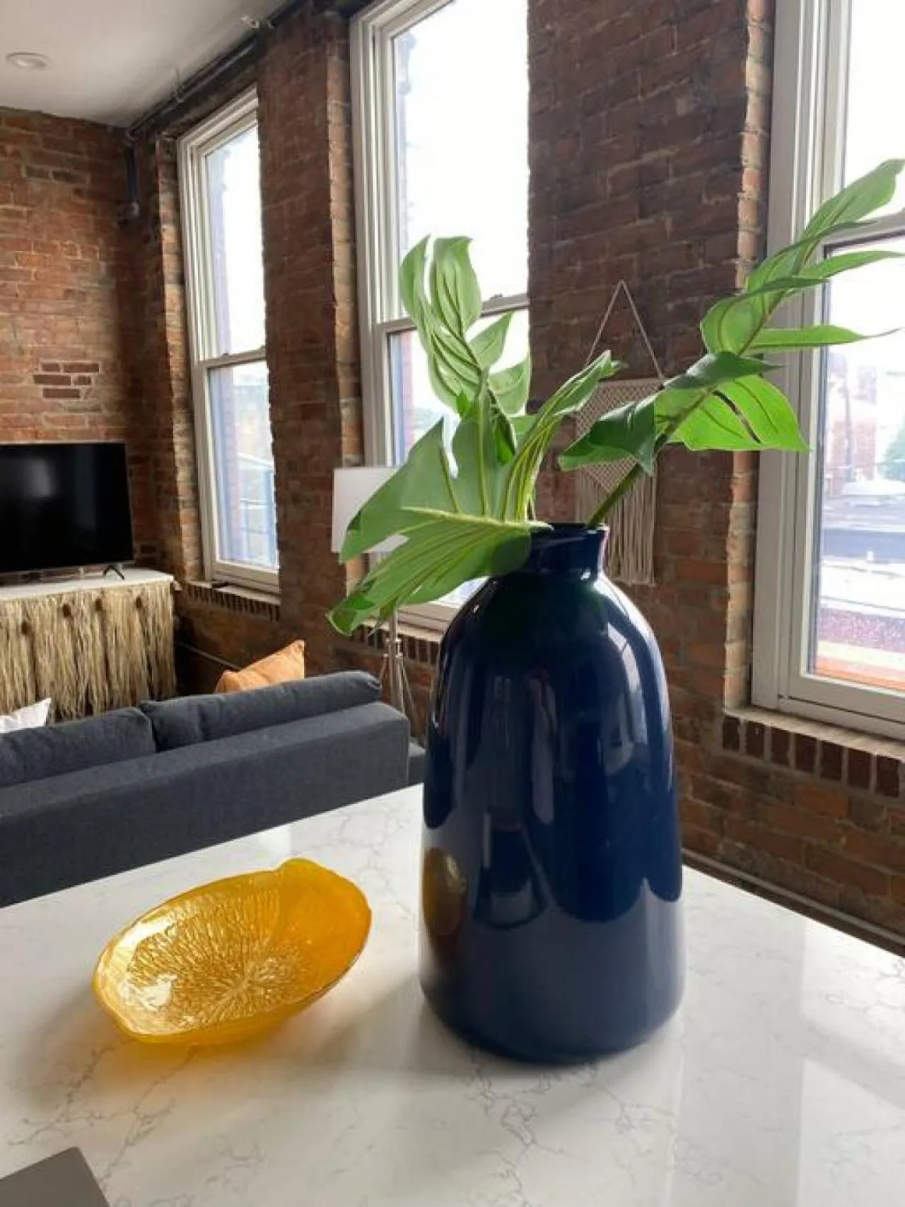 ZANGO Explore OTR and Downtown from a Renovated Condo