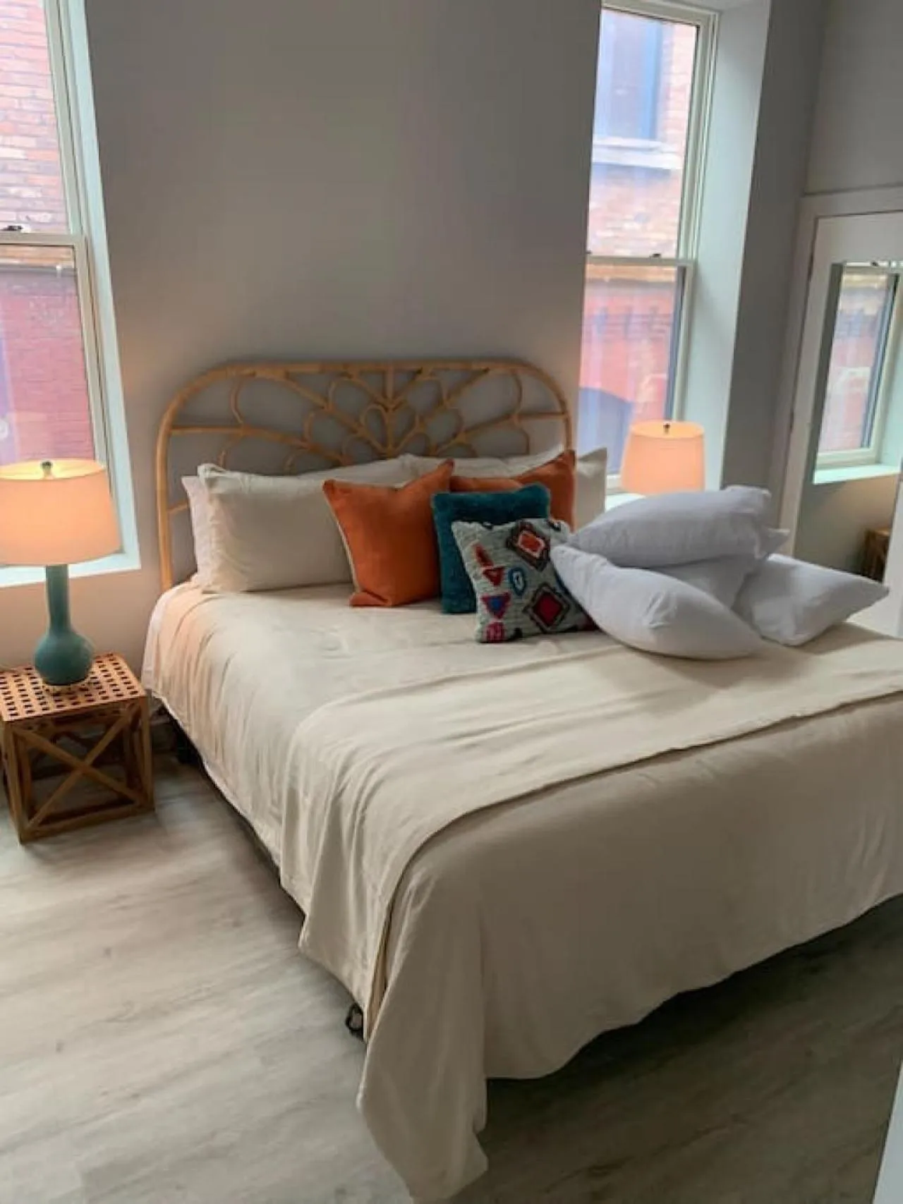 Bed in ZANGO Explore OTR and Downtown from a Renovated Condo