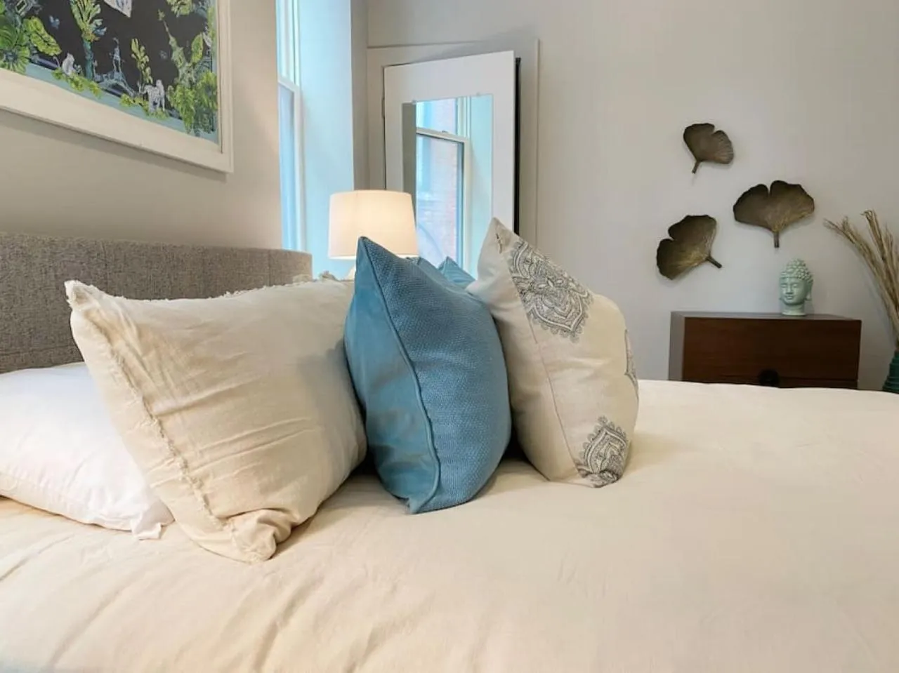 Bed in SWIZZLE Explore OTR and Downtown from Rhinegeist