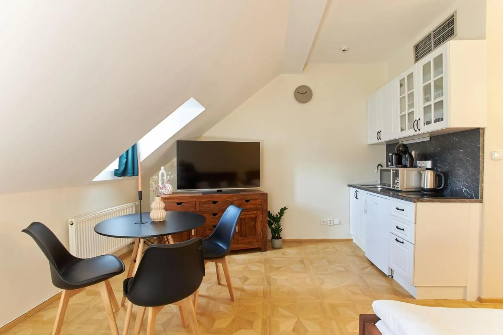 TV and multimedia in River View Residence by Charles Bridge