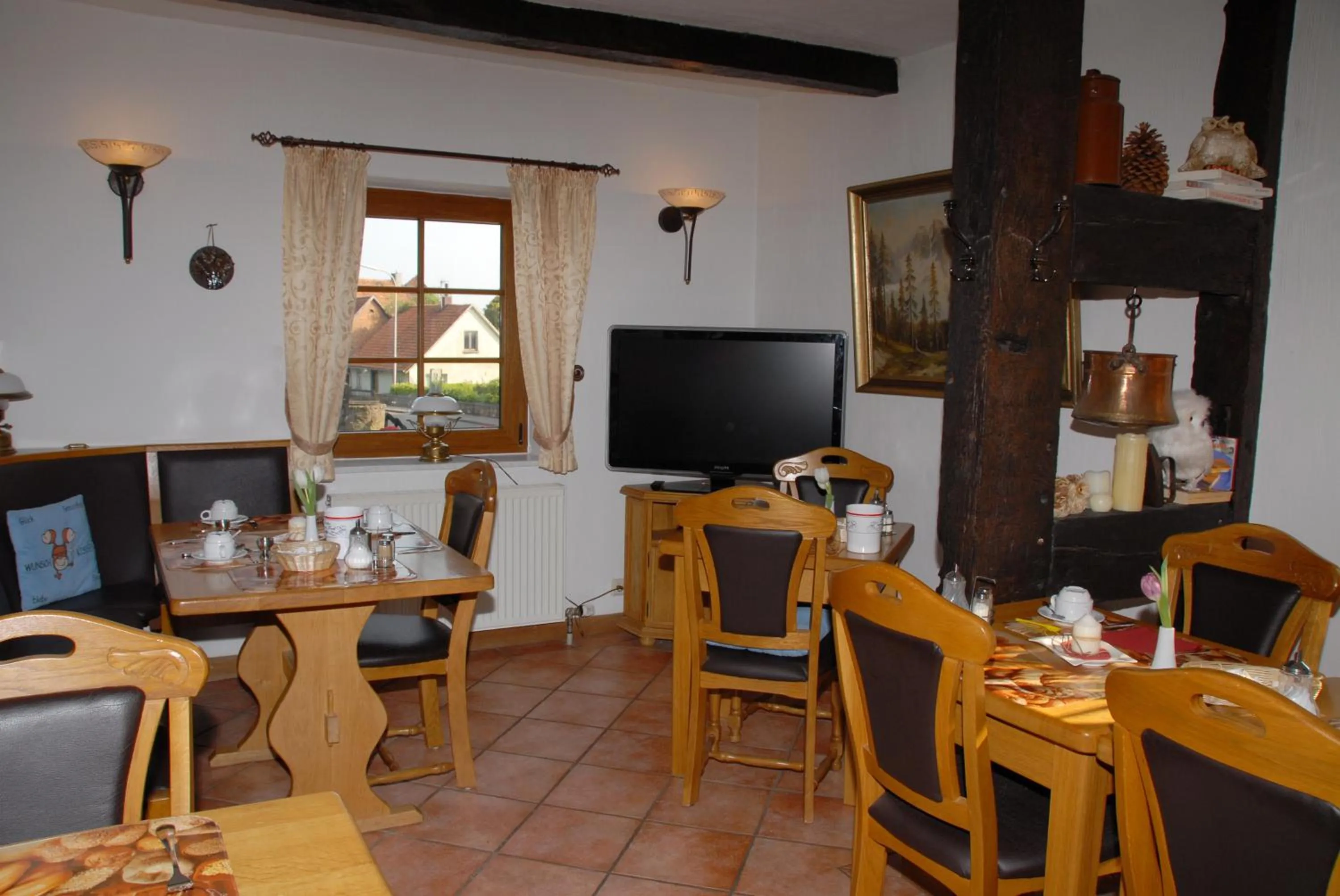 Restaurant/places to eat in Hotel Alte Schule