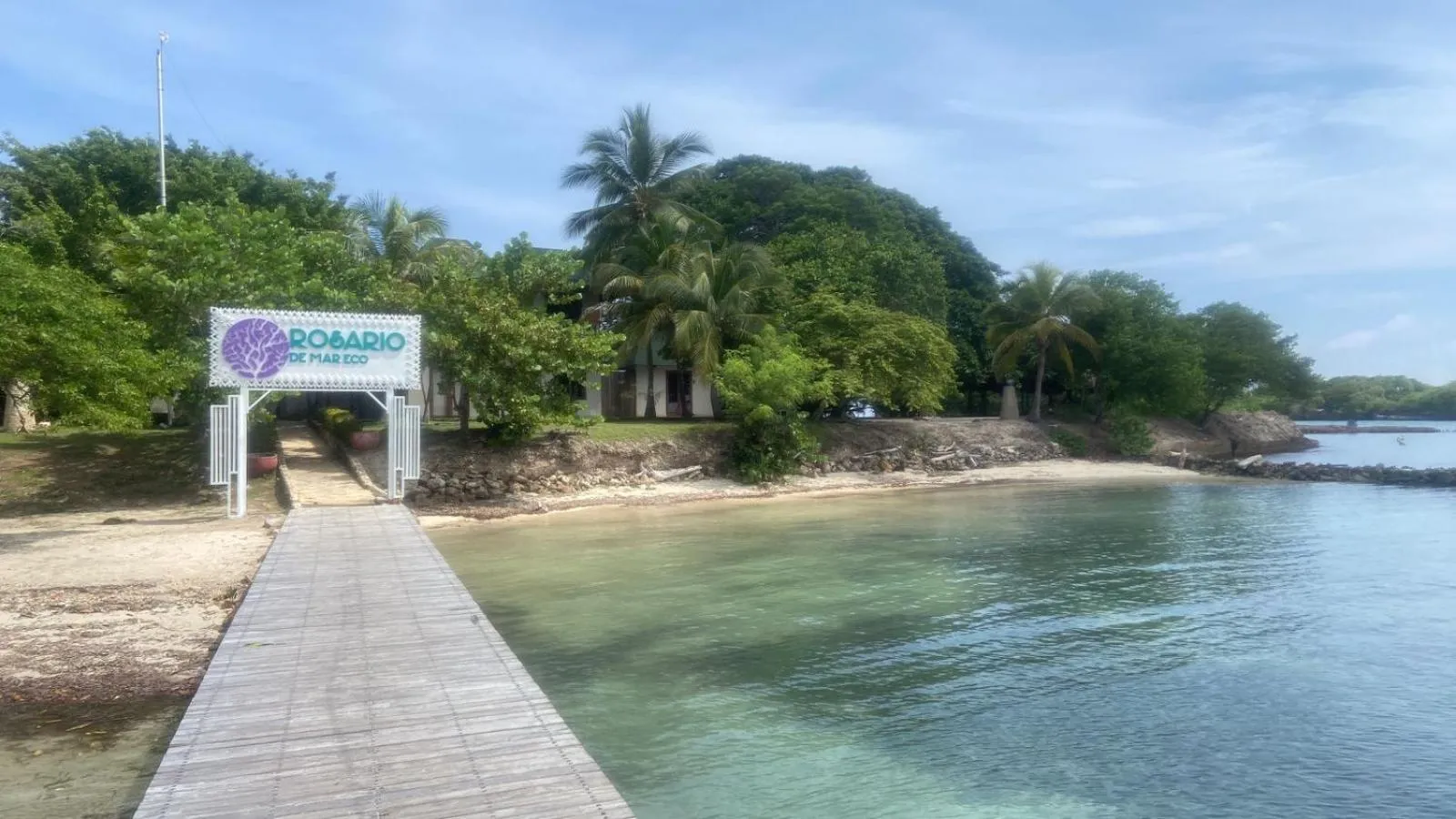 Facade/entrance in Hotel Rosario de Mar by Tequendama