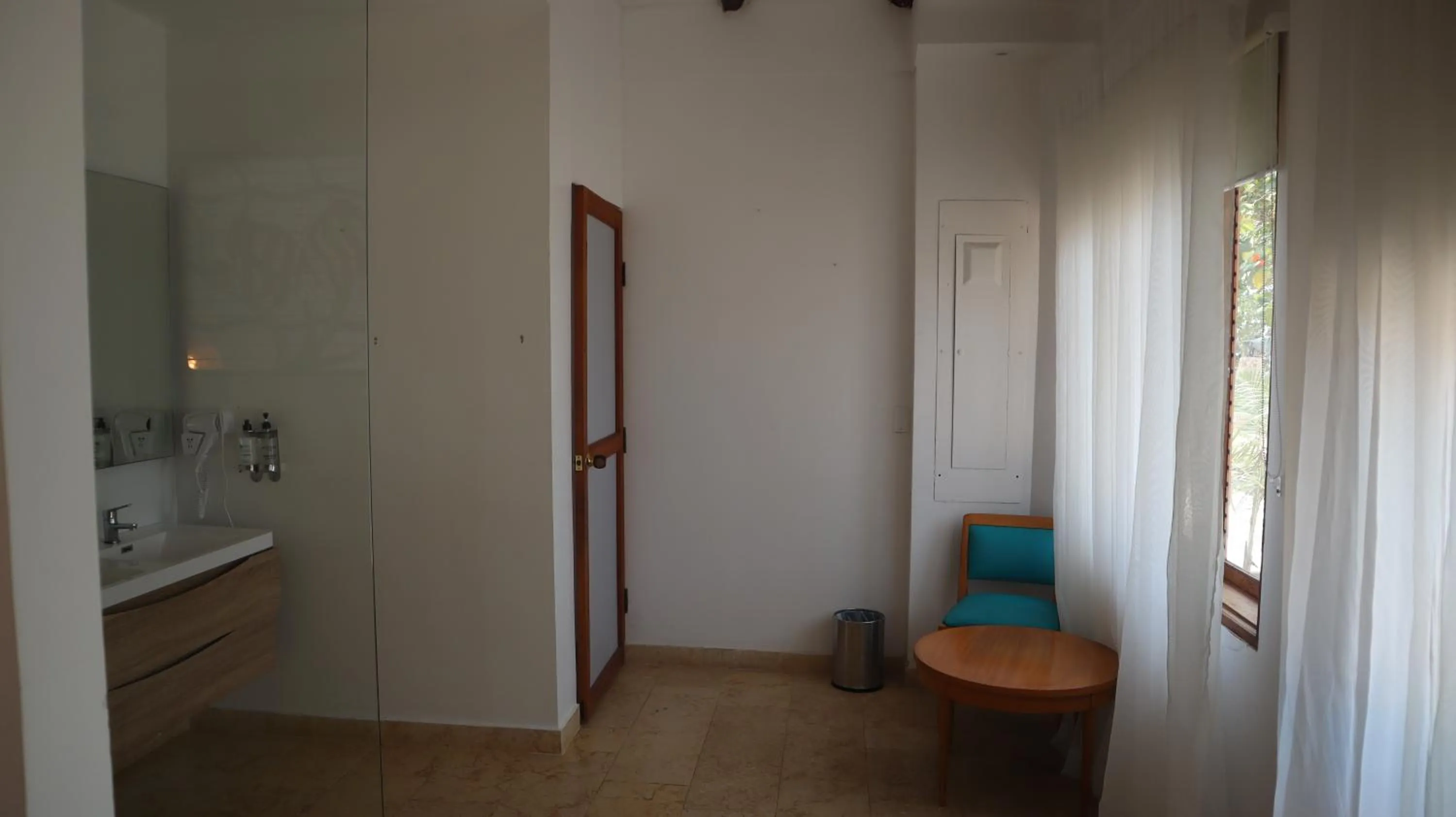 Bathroom in Hotel Rosario de Mar by Tequendama