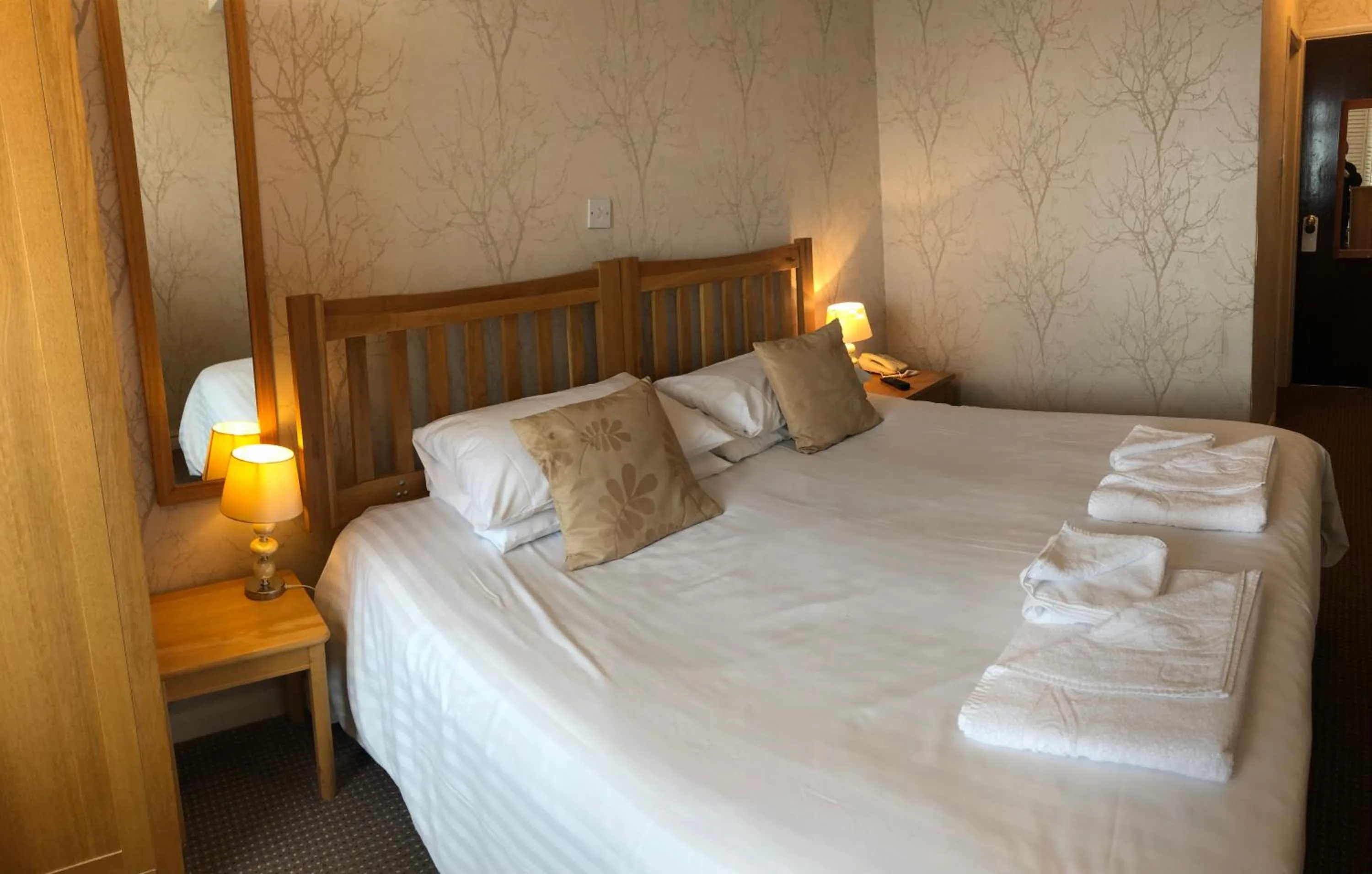 Bedroom, Bed in The Moorland Hotel