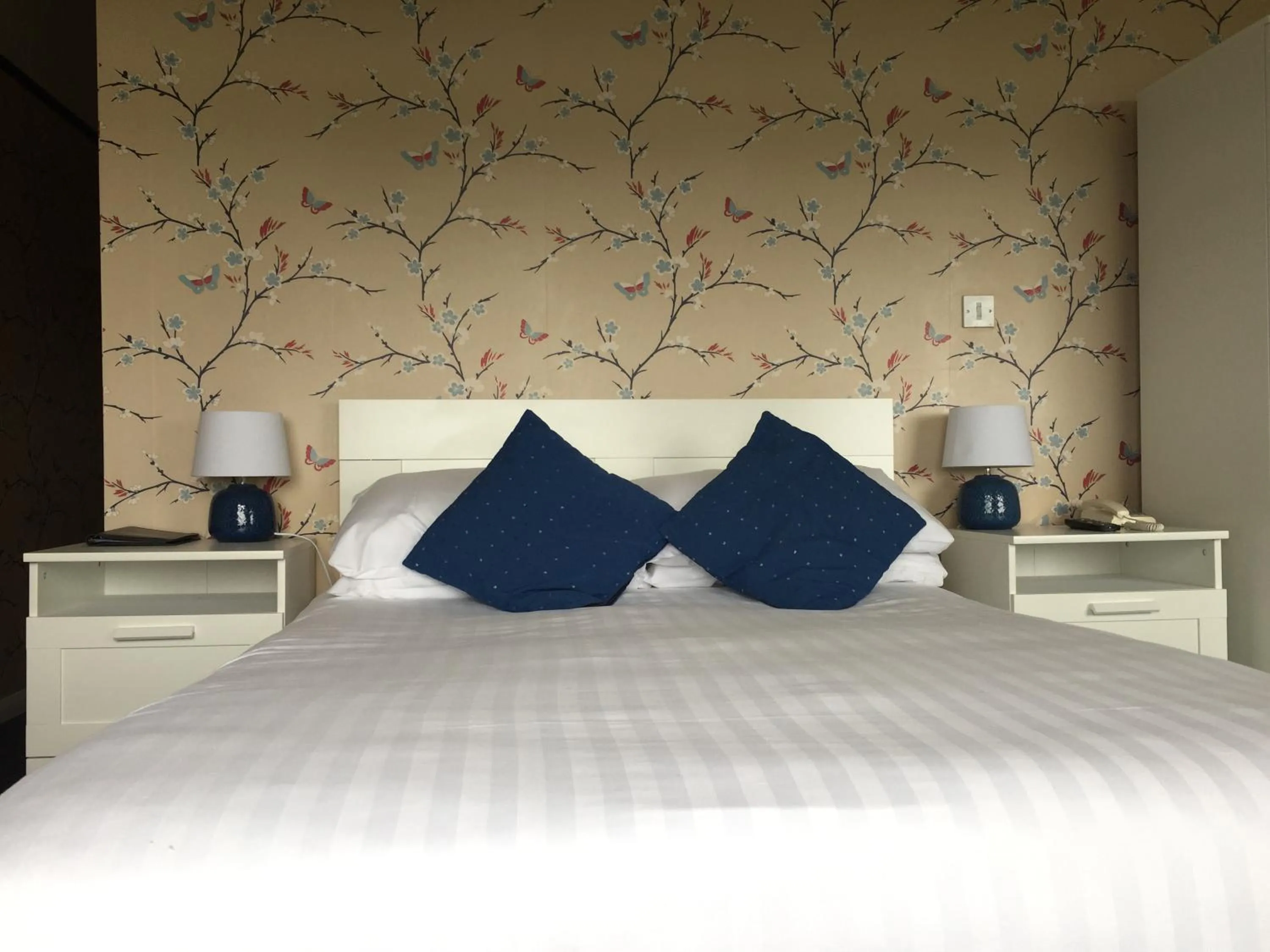 Bed in The Moorland Hotel