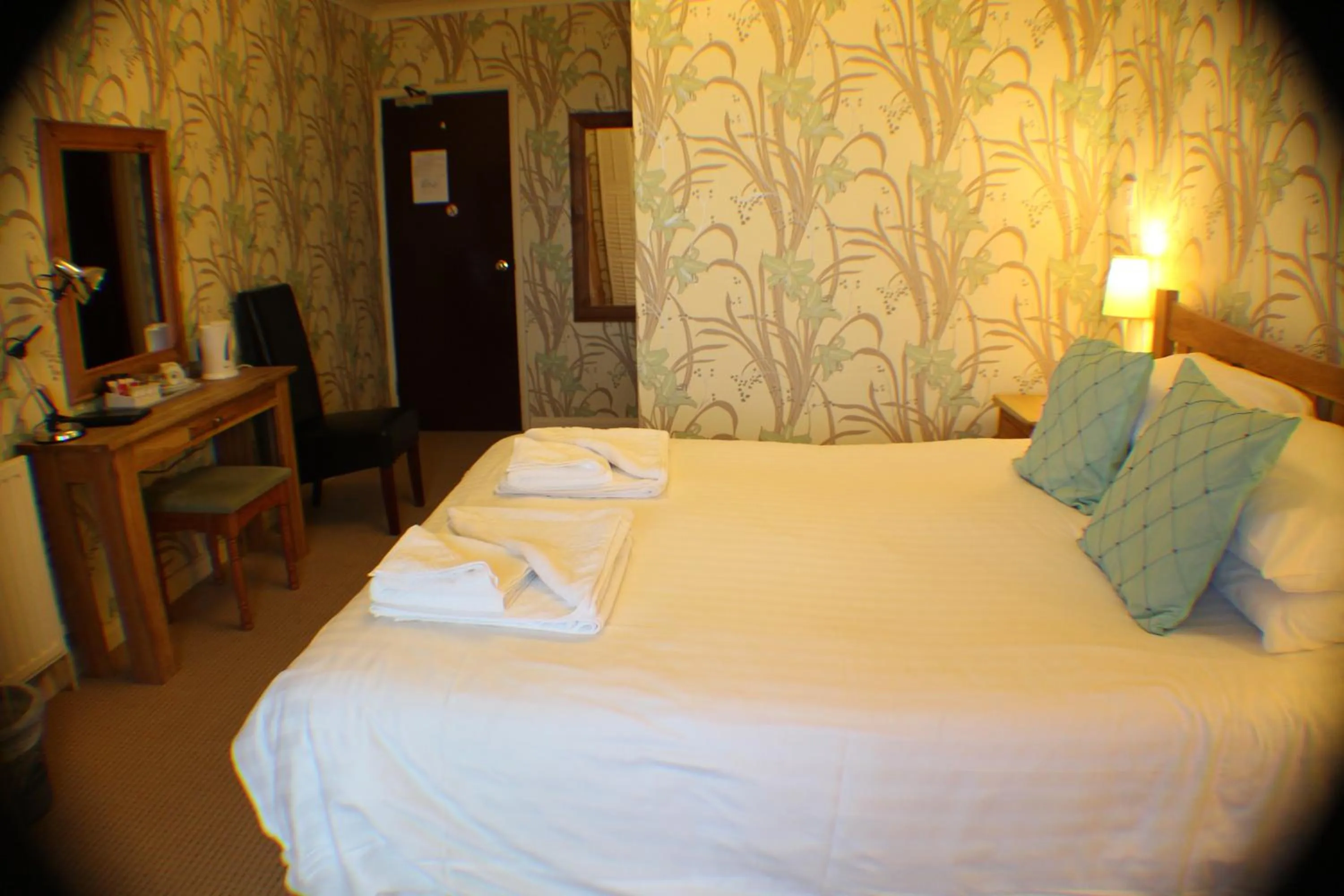Bedroom, Bed in The Moorland Hotel