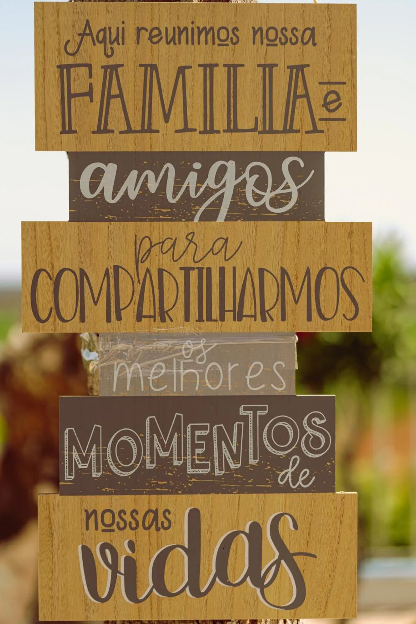 Text overlay in 4Ever Palace Design&Nature