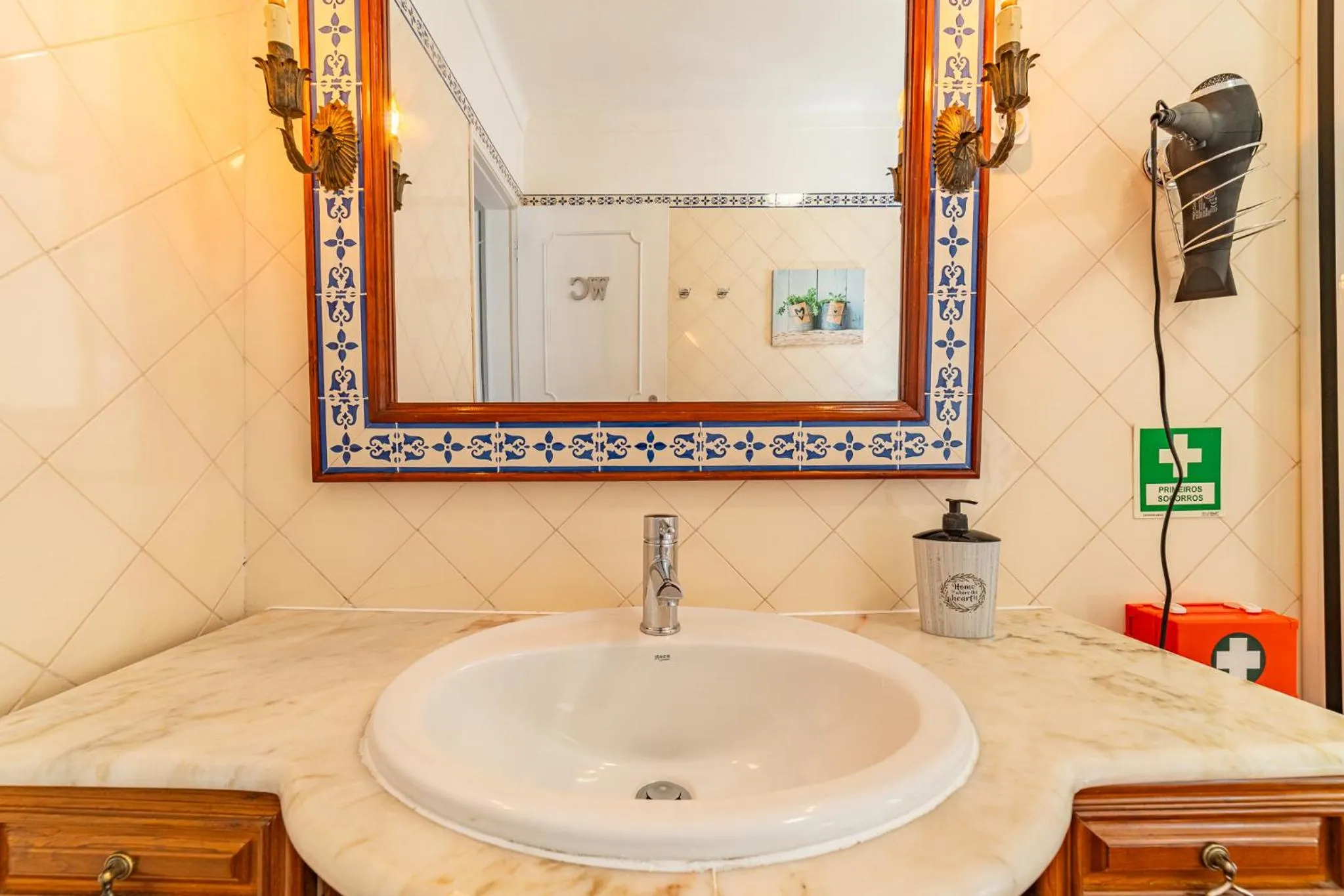 4Ever Palace Design&Nature