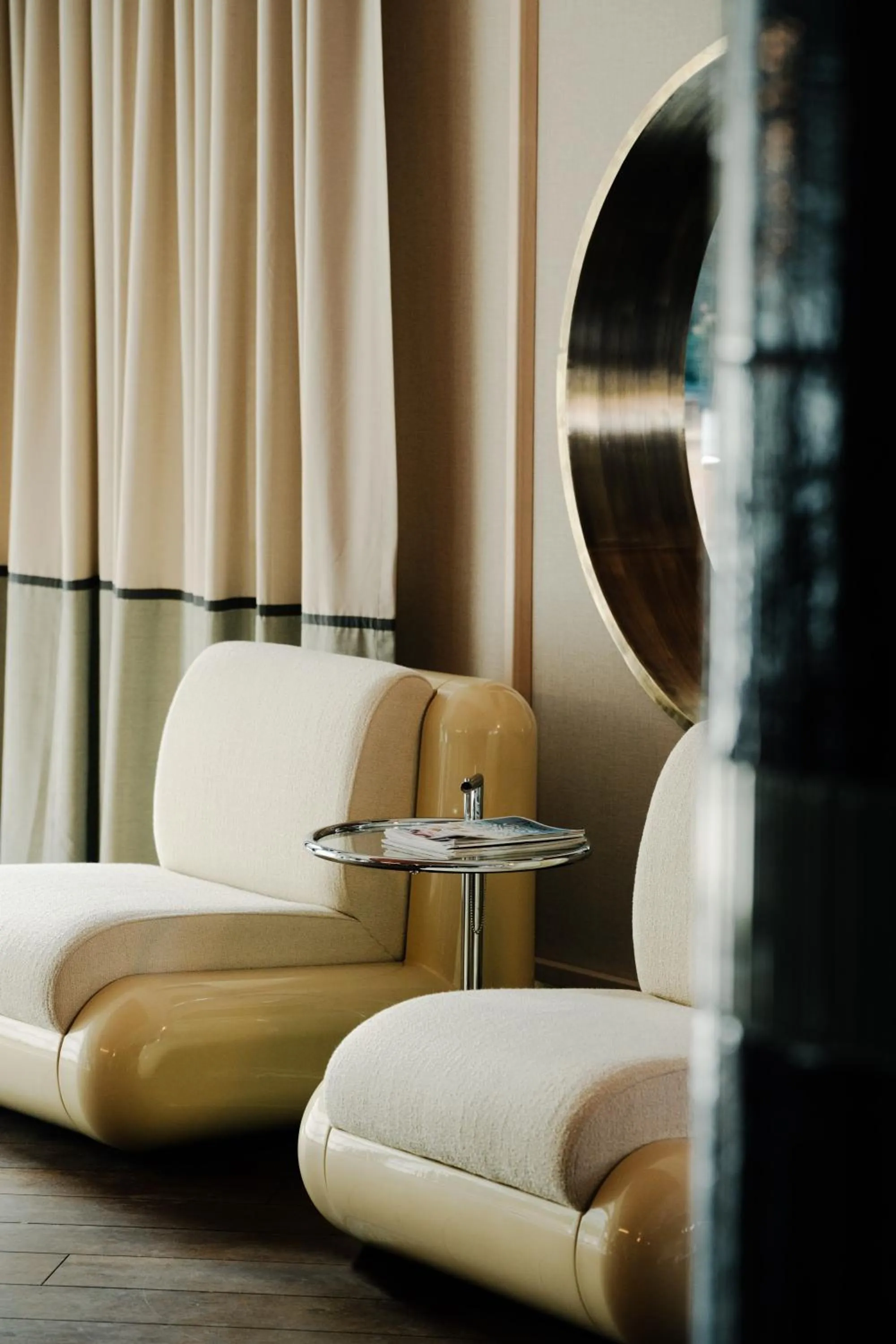 Lobby or reception in PURO Hotel Poznań Stare Miasto