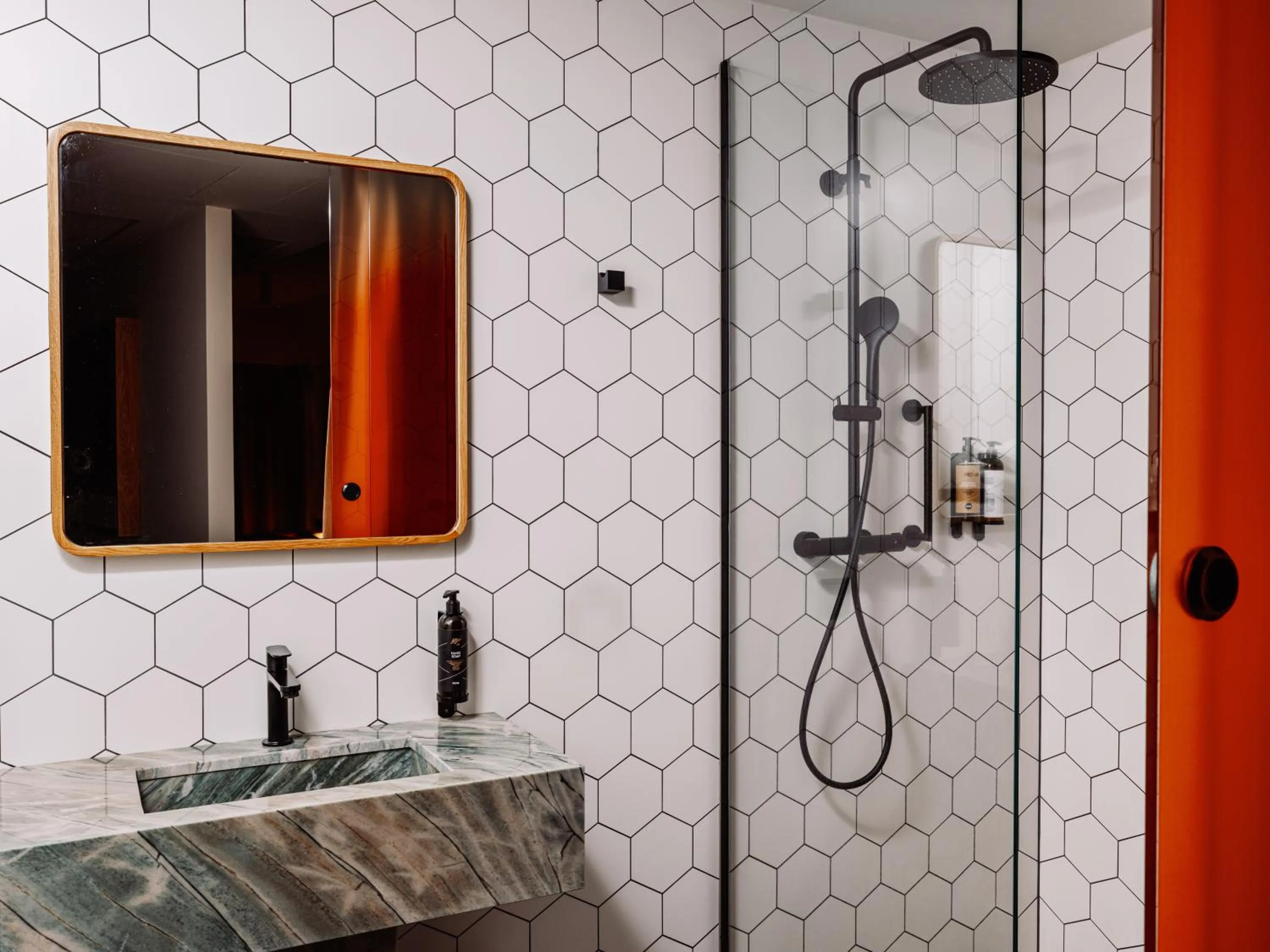 Shower in PURO Hotel Poznań Stare Miasto