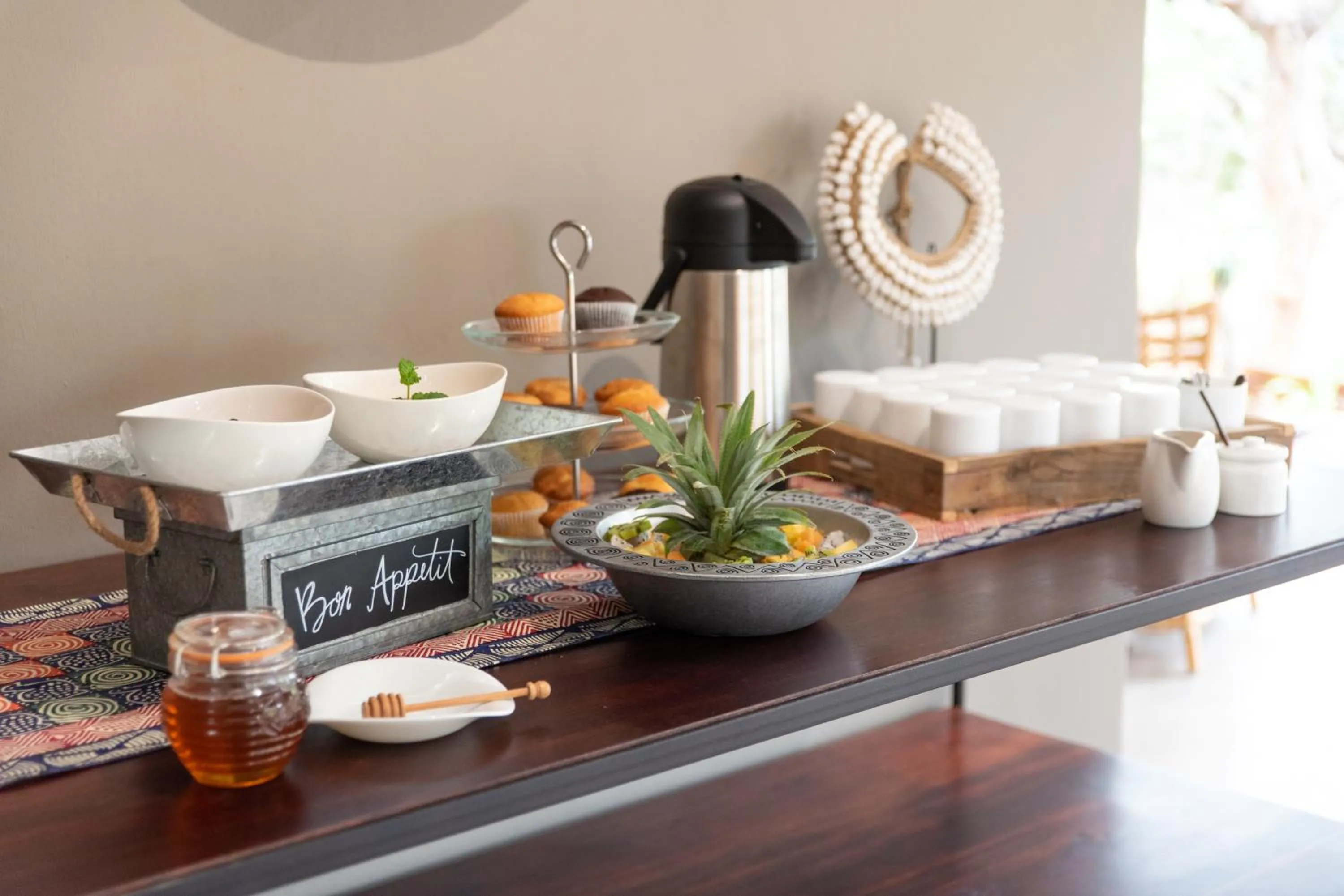 Restaurant/places to eat in Nyaleti Lodge