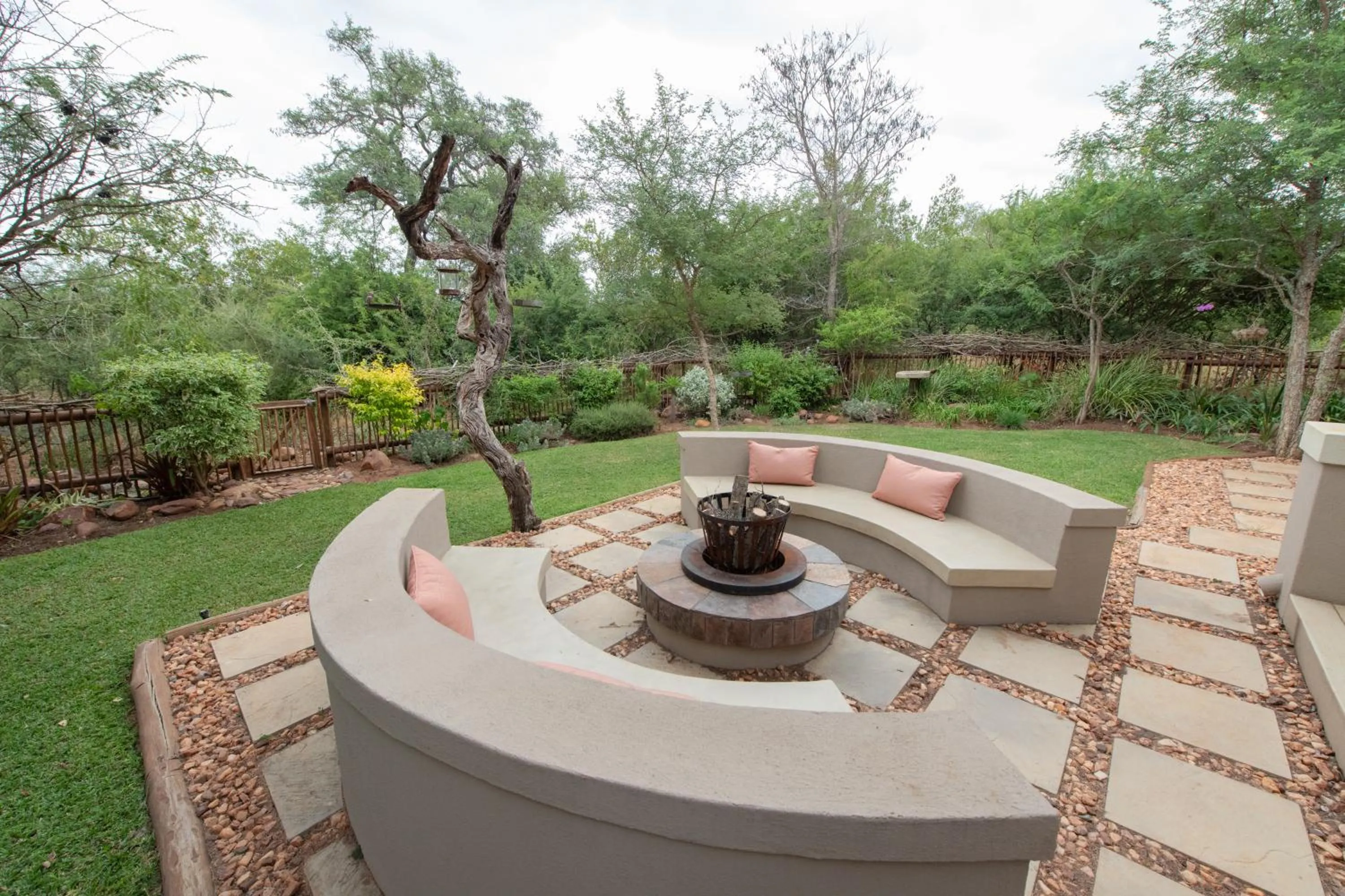 Garden in Nyaleti Lodge