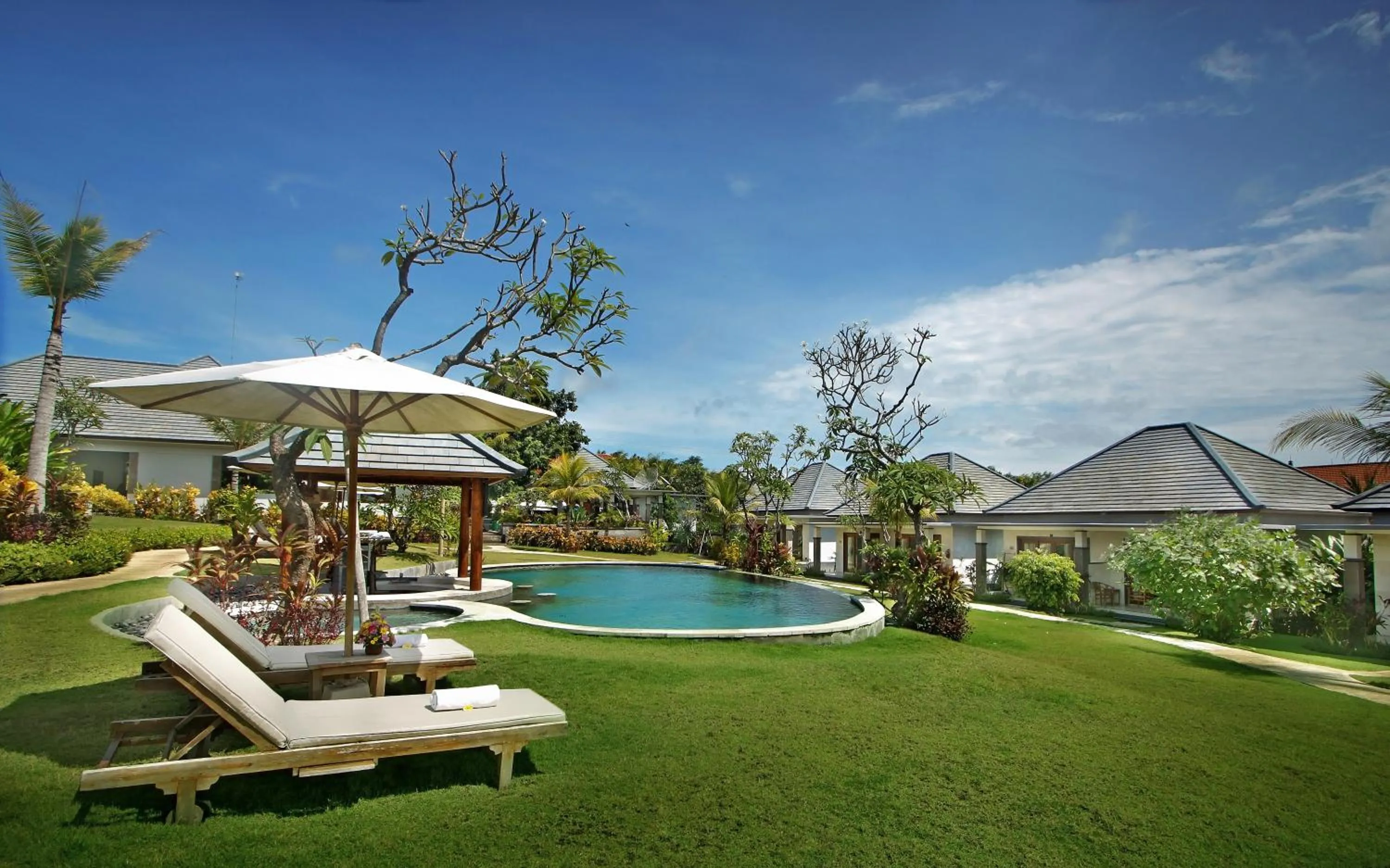 Garden view in The Brothers Villa