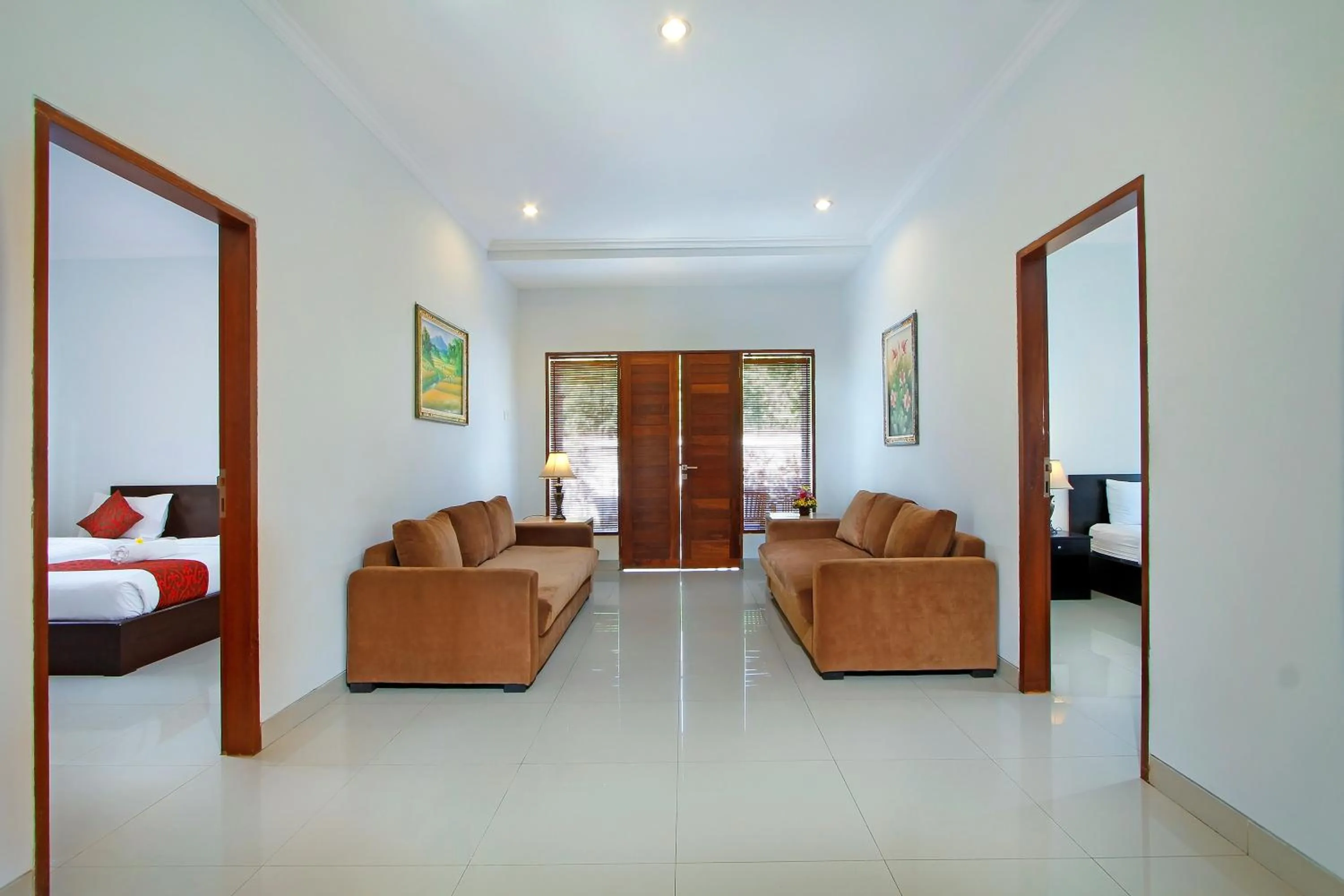 Living room, Bed in The Brothers Villa