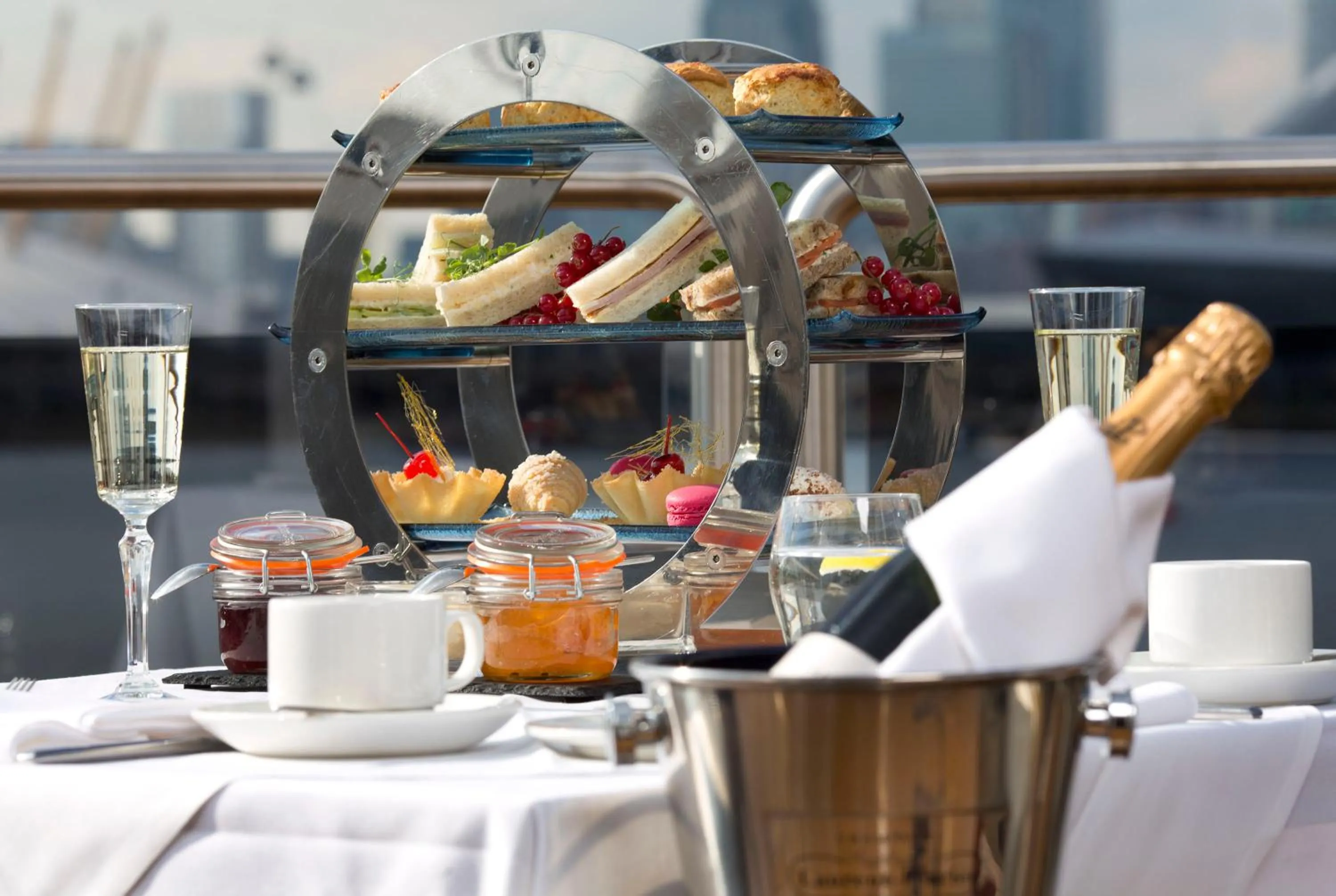 Breakfast in Sunborn London Yacht Hotel