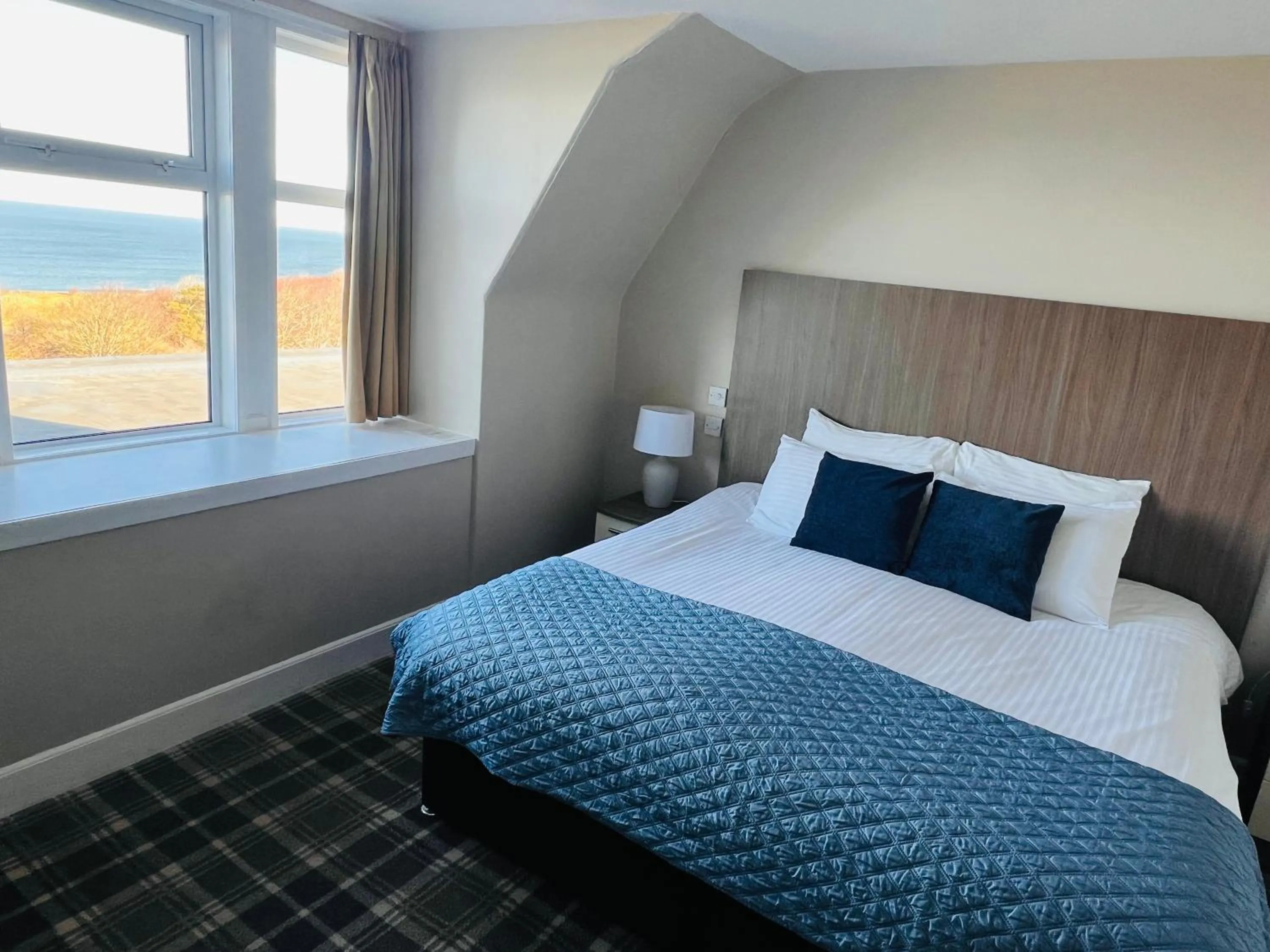 Bed in Cullen Bay Hotel