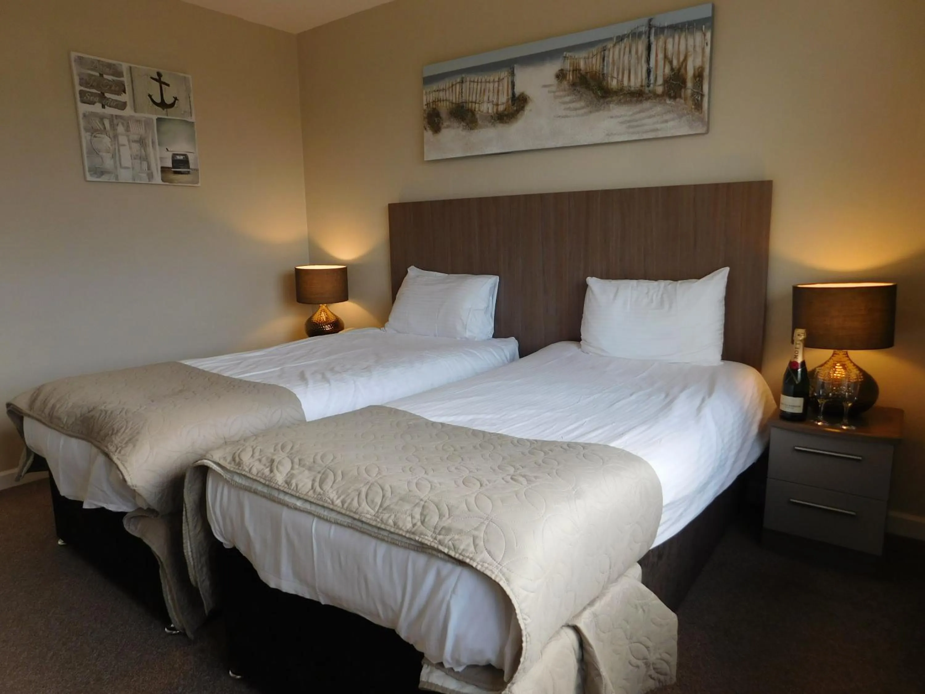 Bed in Cullen Bay Hotel