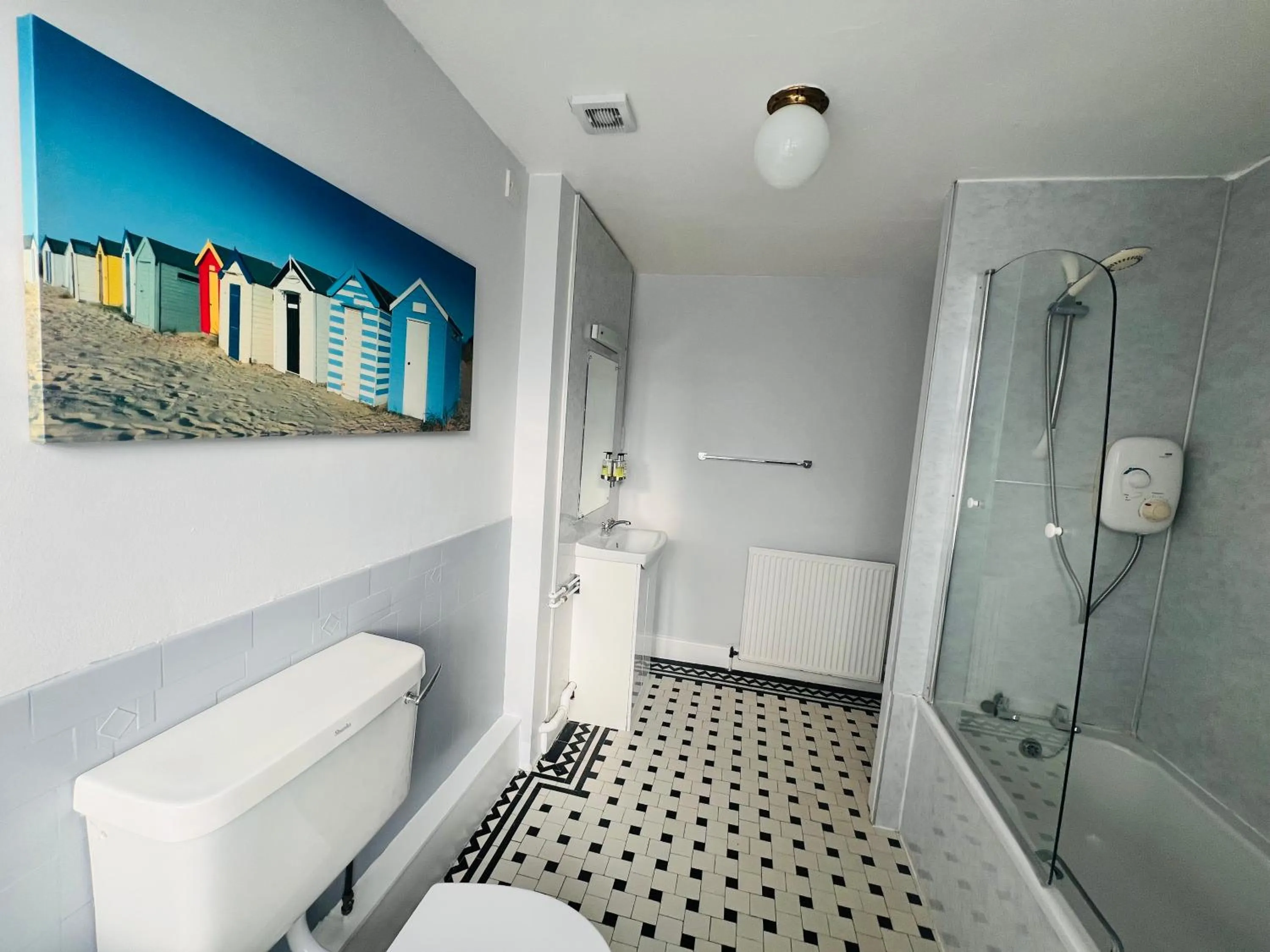 Shower in Cullen Bay Hotel