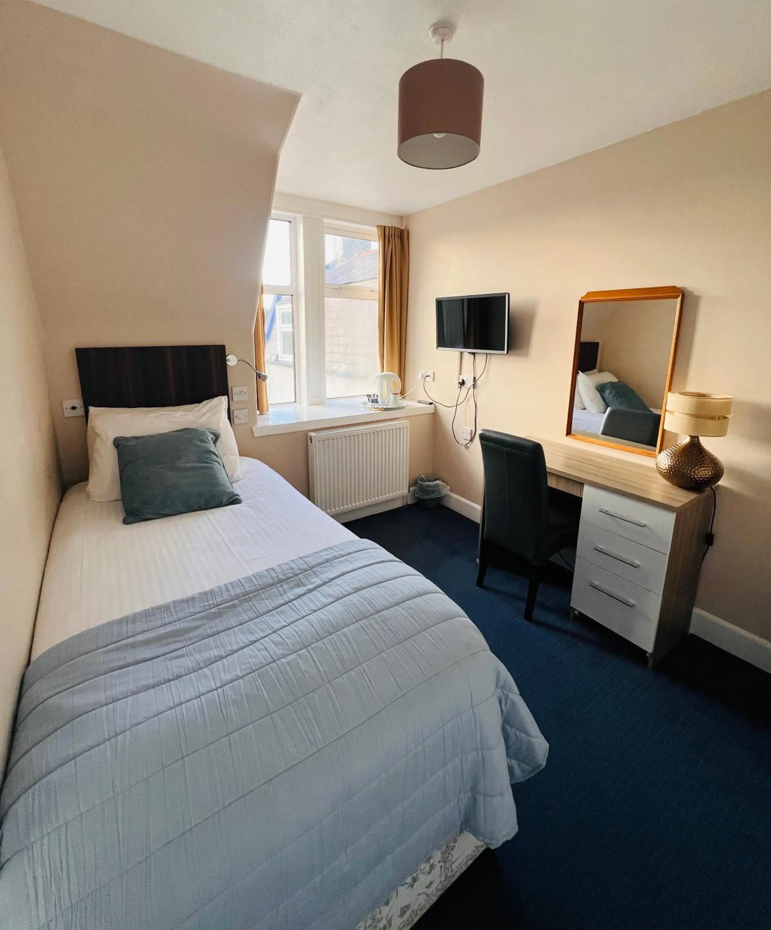 Bed in Cullen Bay Hotel