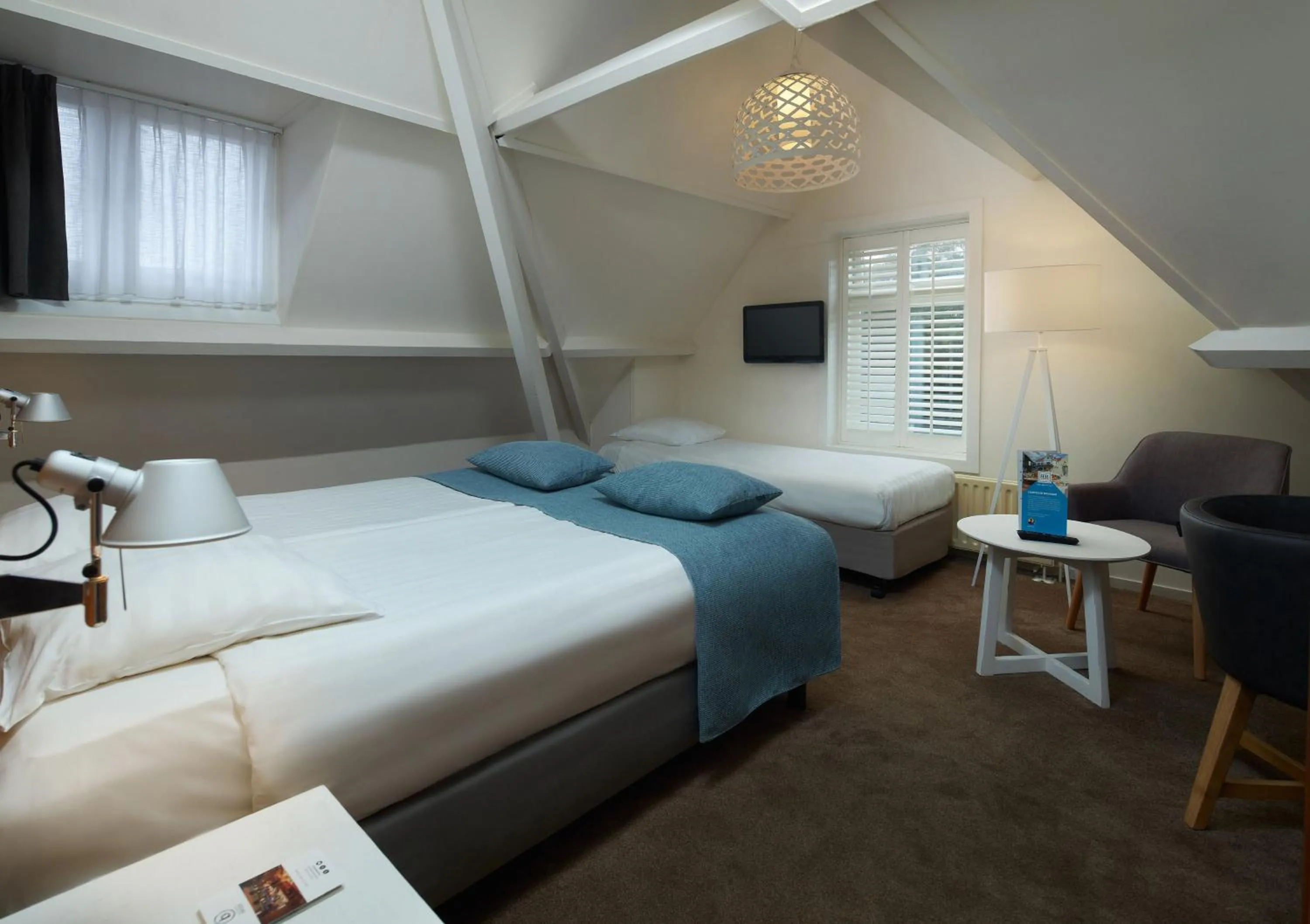 Bed in Romantik Badhotel Renesse