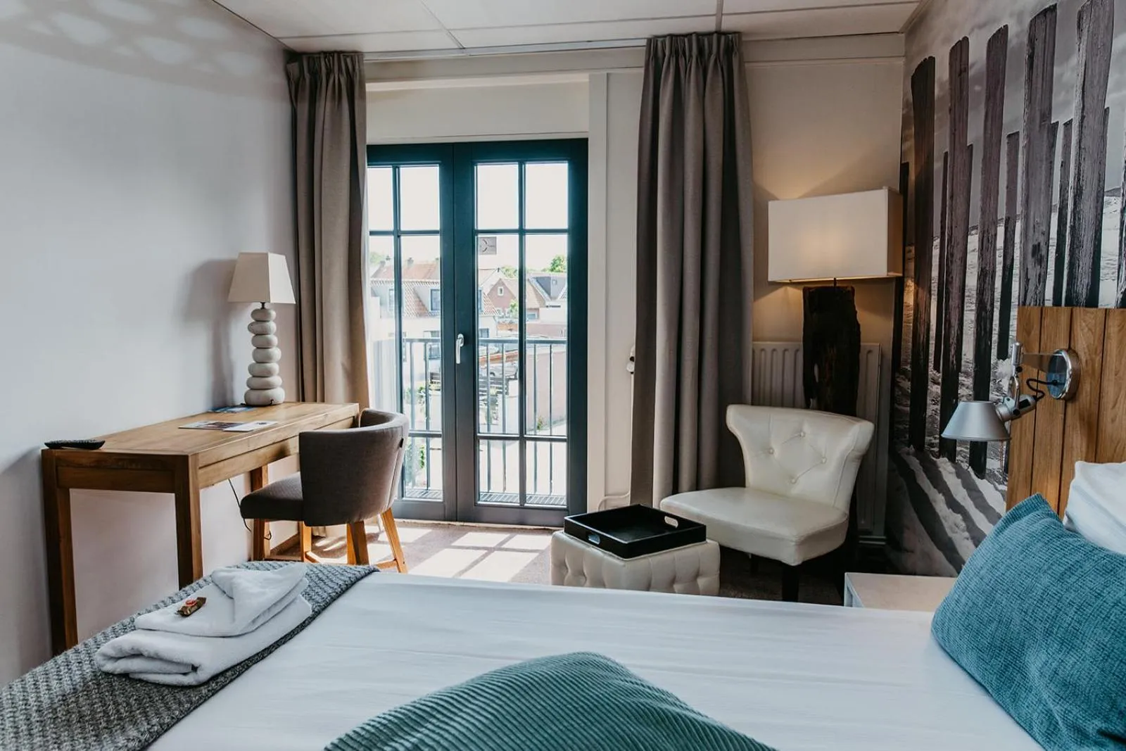 Bed in Romantik Badhotel Renesse