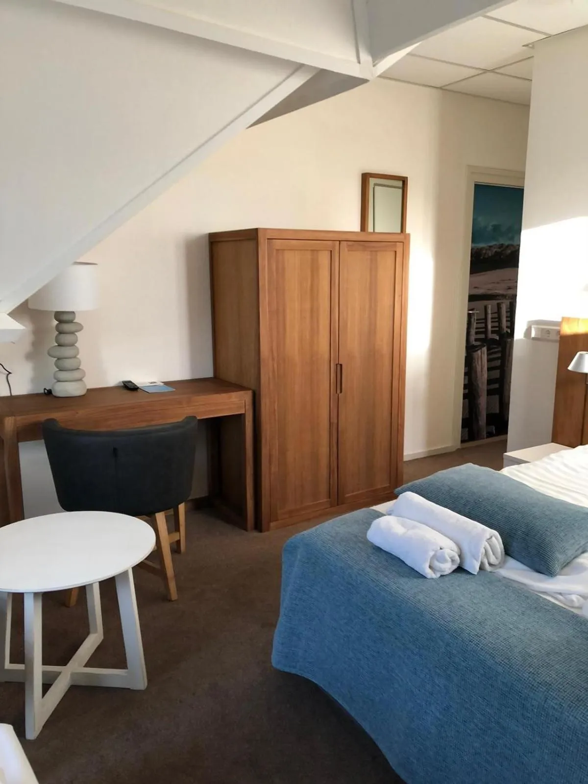 Bed in Romantik Badhotel Renesse