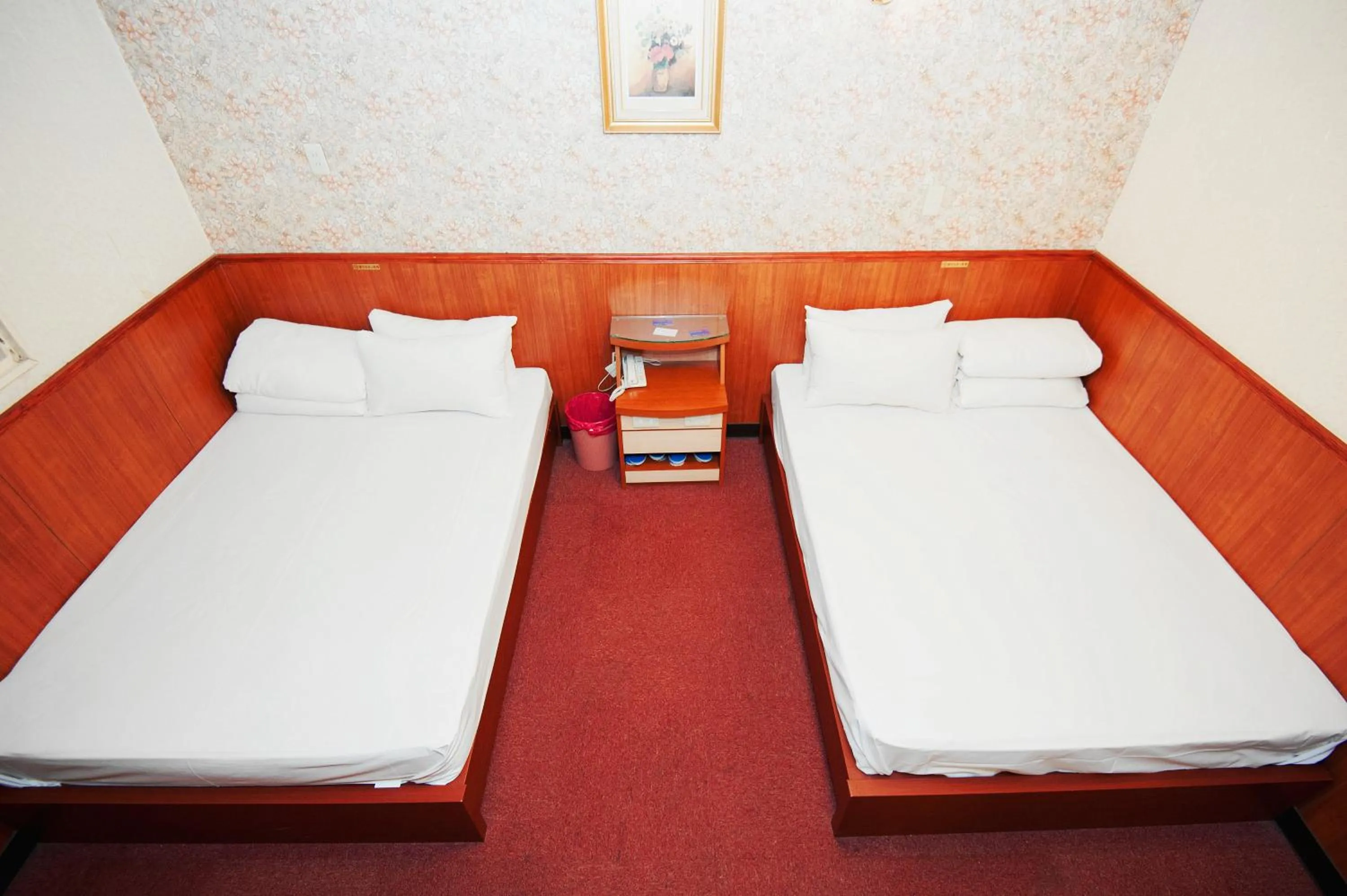 Bed in New May Flower Hotel