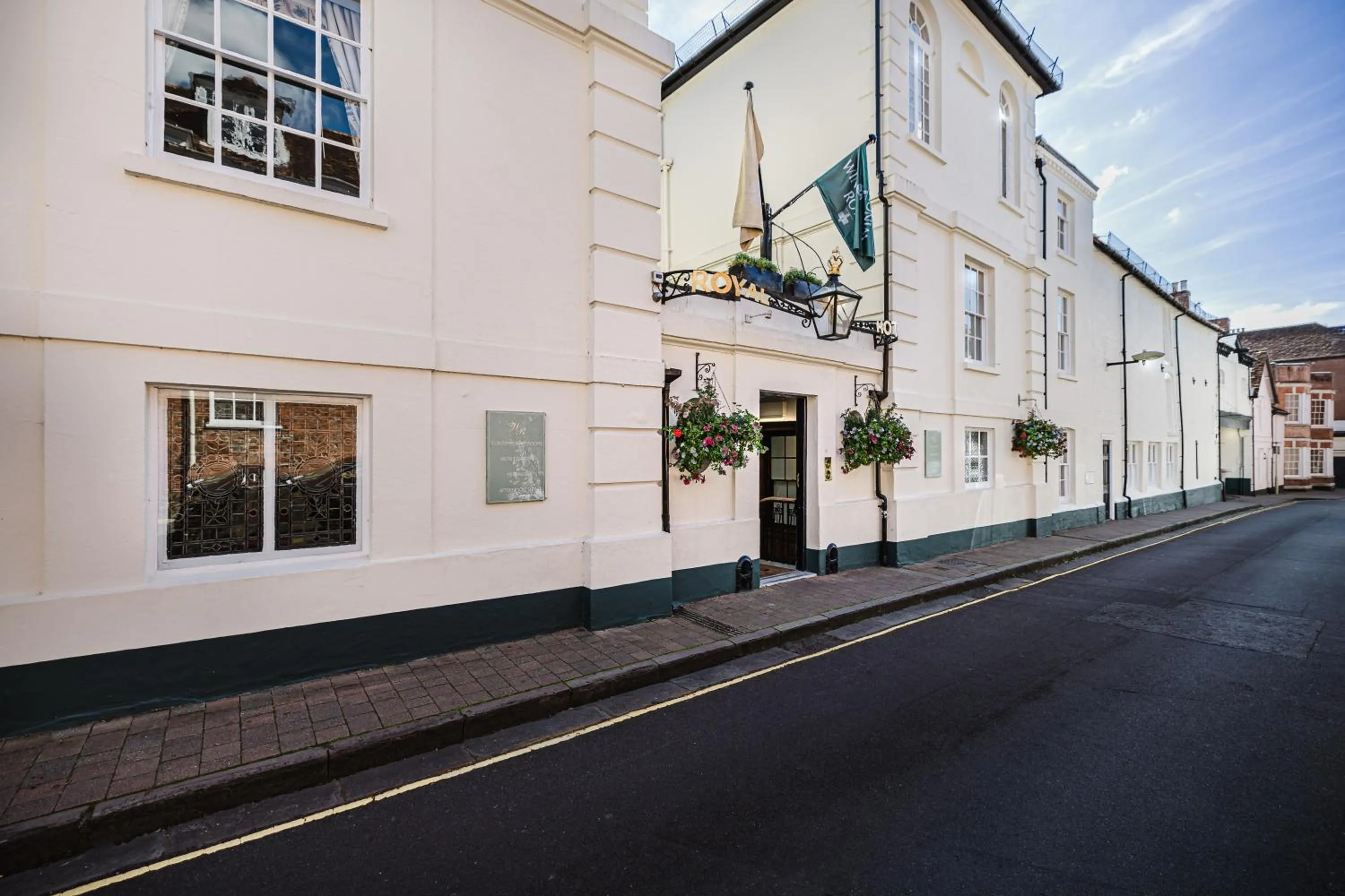Property building in Winchester Royal Hotel