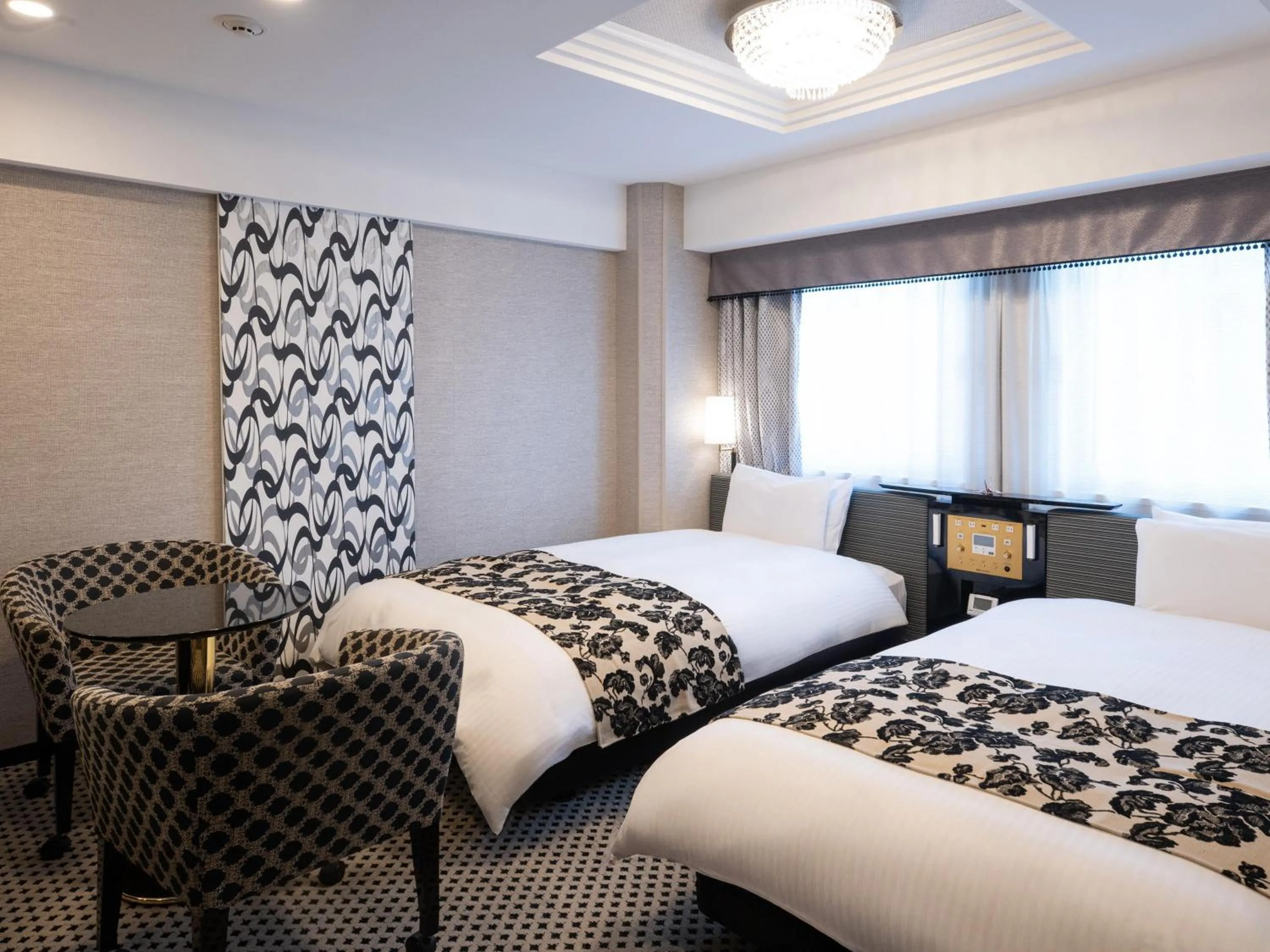 Photo of the whole room, Bed in APA Hotel Hatchobori Ekimae