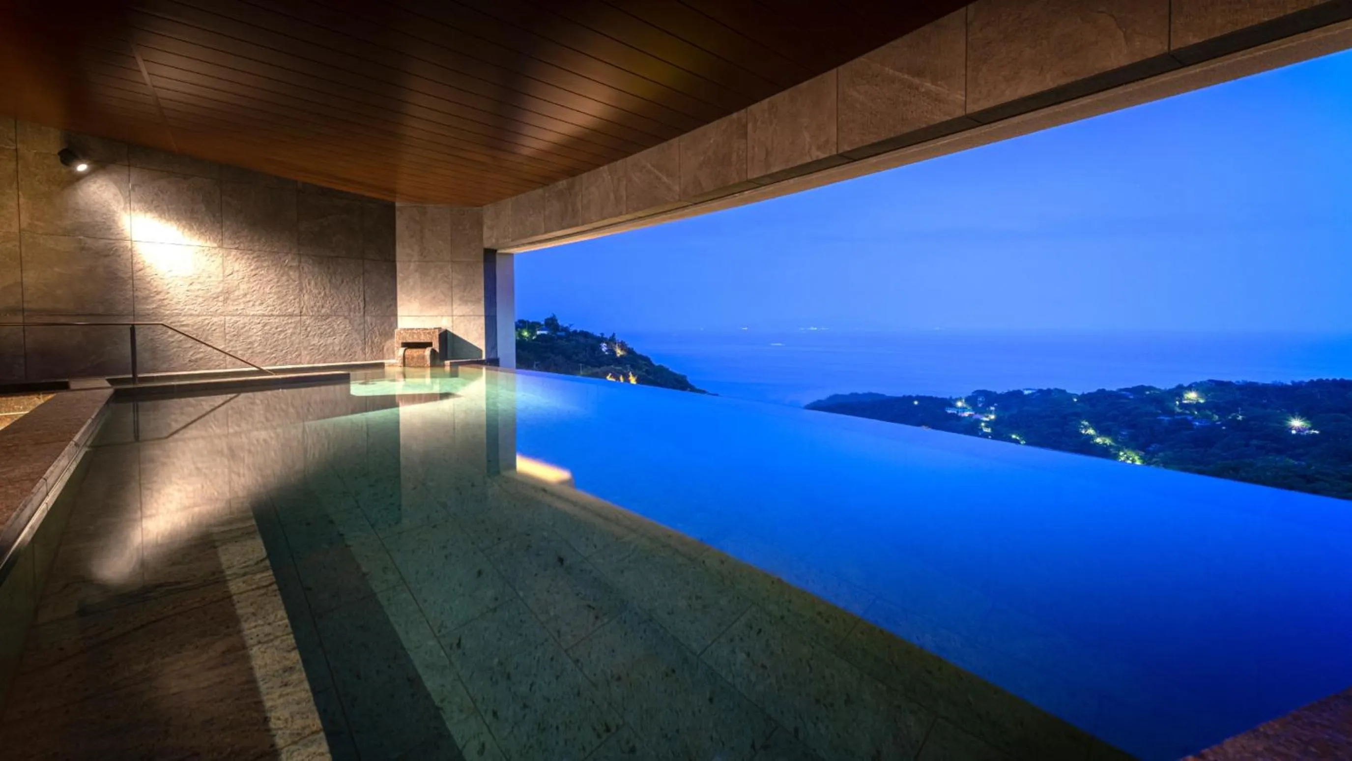 Izu Hotel Resort & Spa