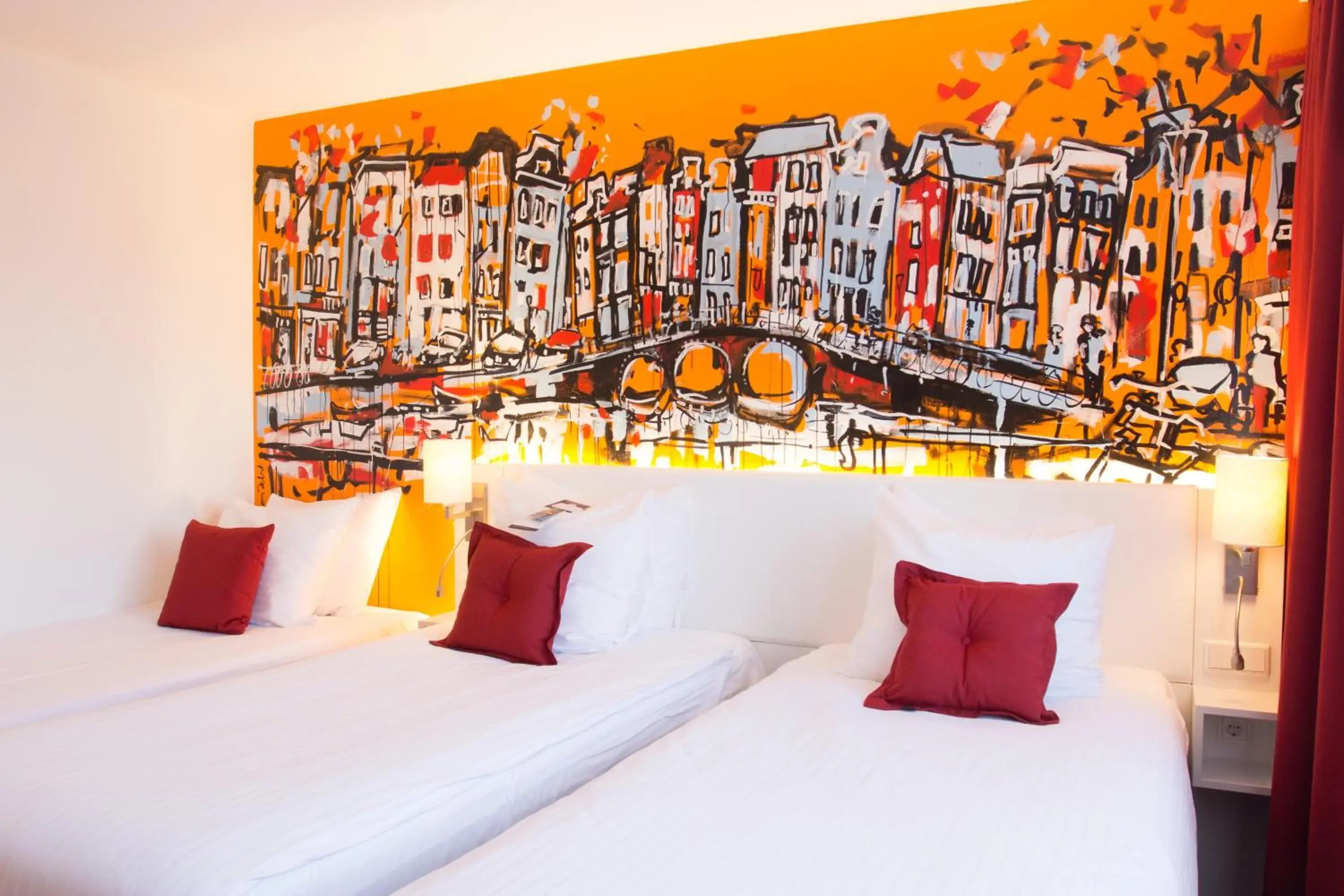 Triple Room in WestCord Art Hotel Amsterdam 3 stars Triple Room in WestCord Art Hotel Amsterdam 3 stars