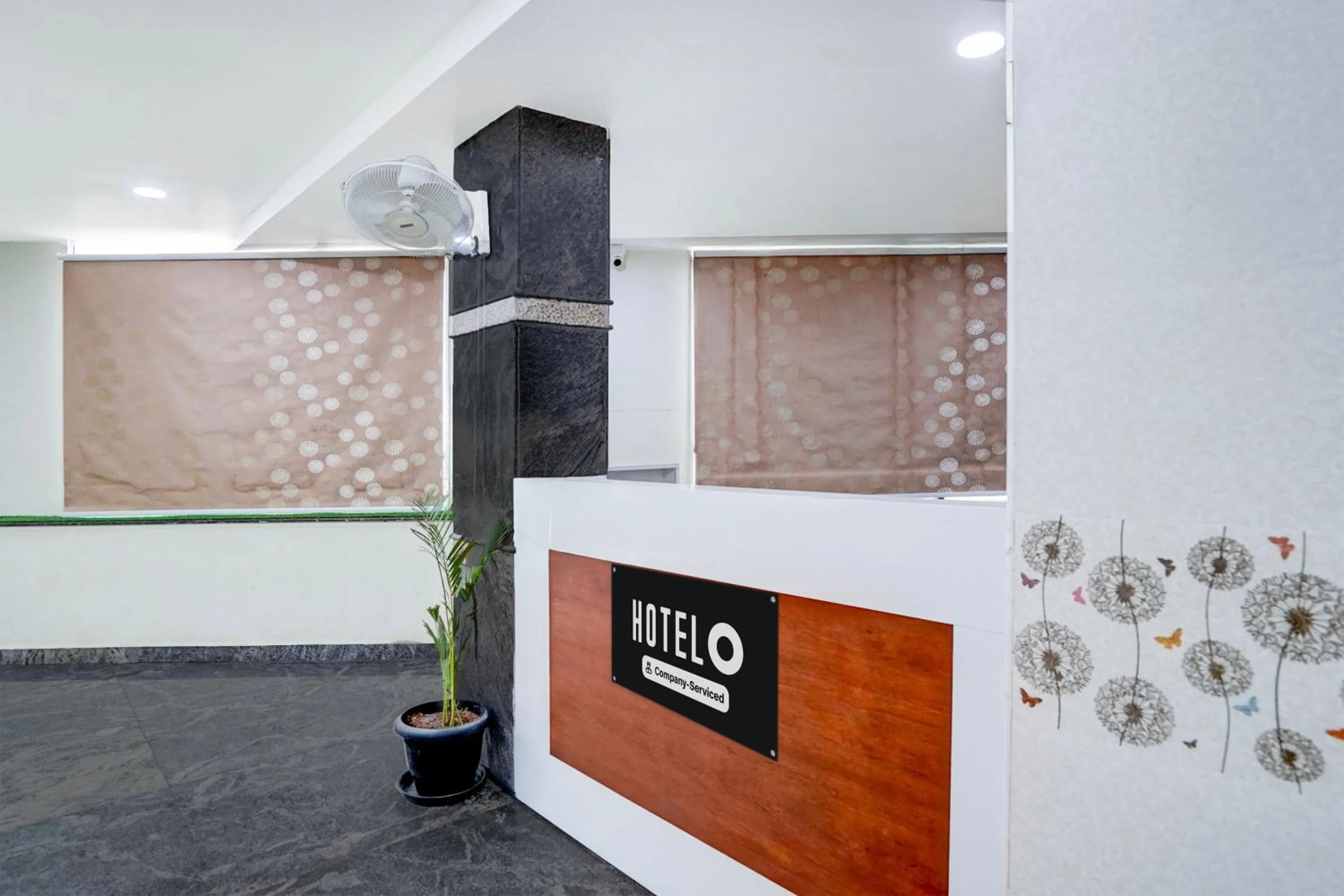 Lobby or reception in Hotel O Magunta Layout Nellore Formerly The Paradise Guest Inn