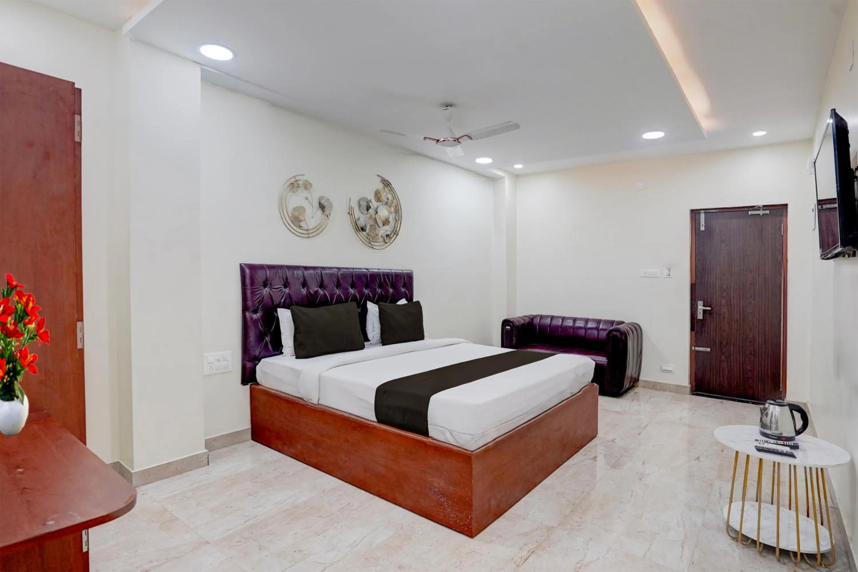 Bedroom, Bed in Super Hotel O Magunta Layout Nellore Formerly The Paradise Guest Inn