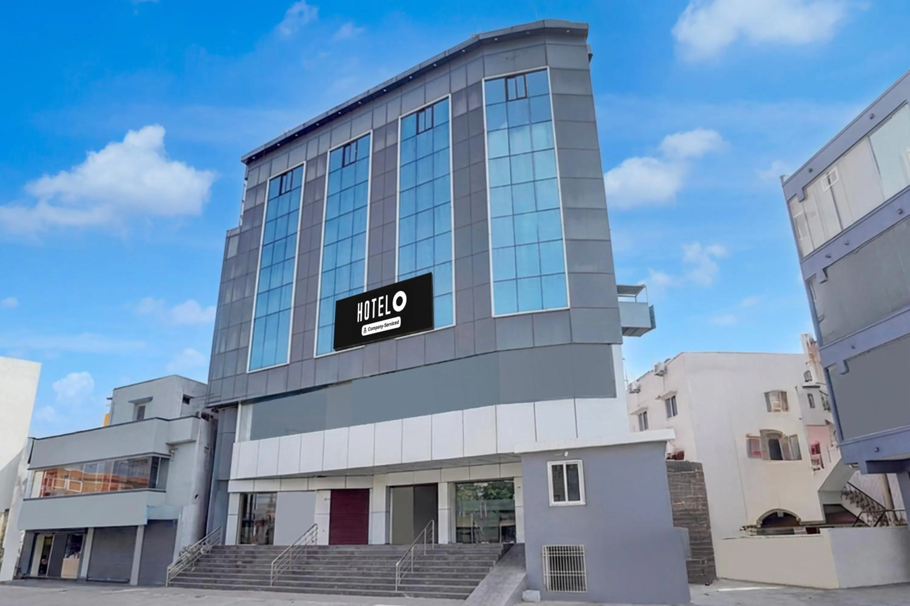 Facade/entrance in Hotel O Magunta Layout Nellore Formerly The Paradise Guest Inn