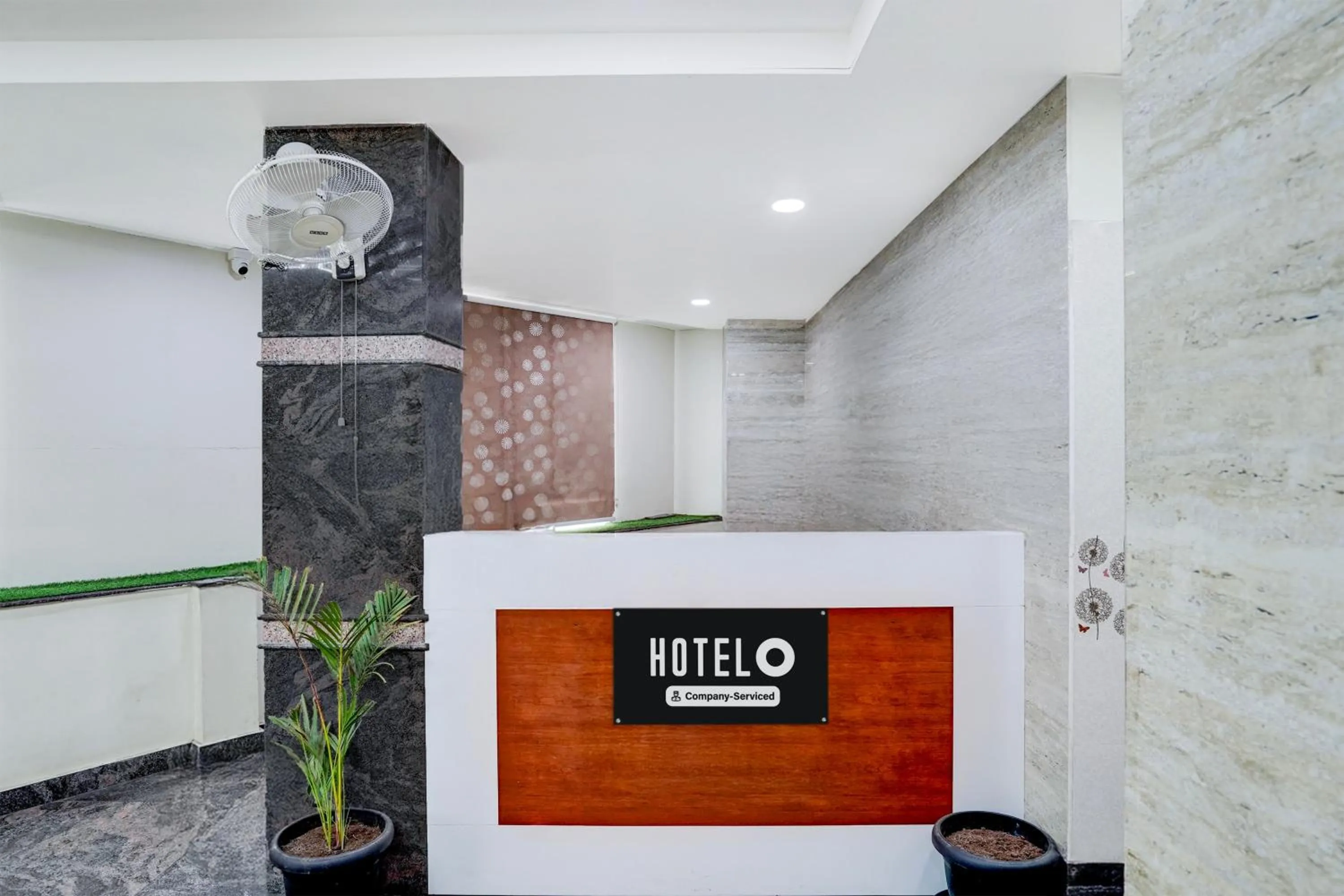 Lobby or reception in Hotel O Magunta Layout Nellore Formerly The Paradise Guest Inn