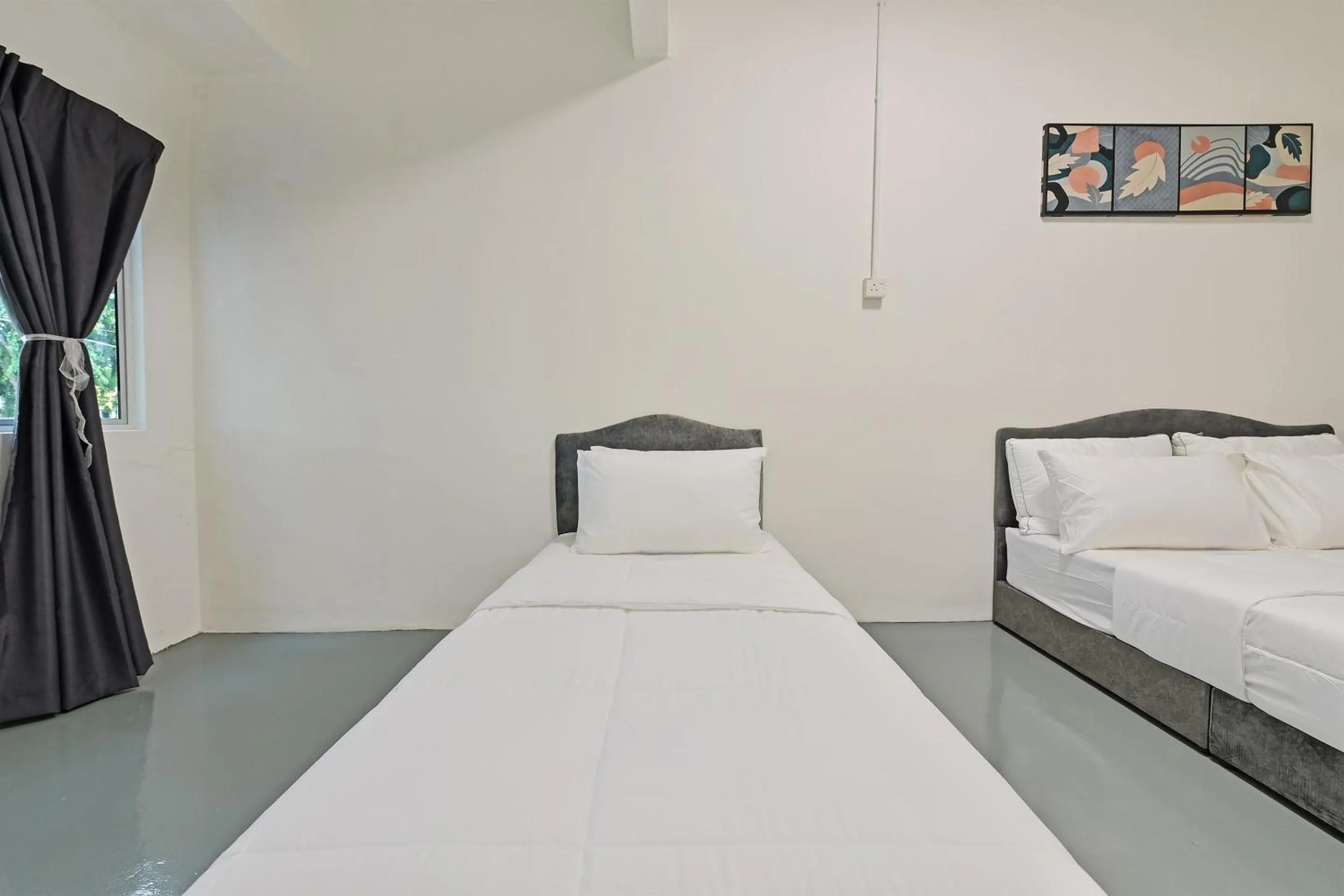 Bedroom, Bed in Hotel O S Homestay