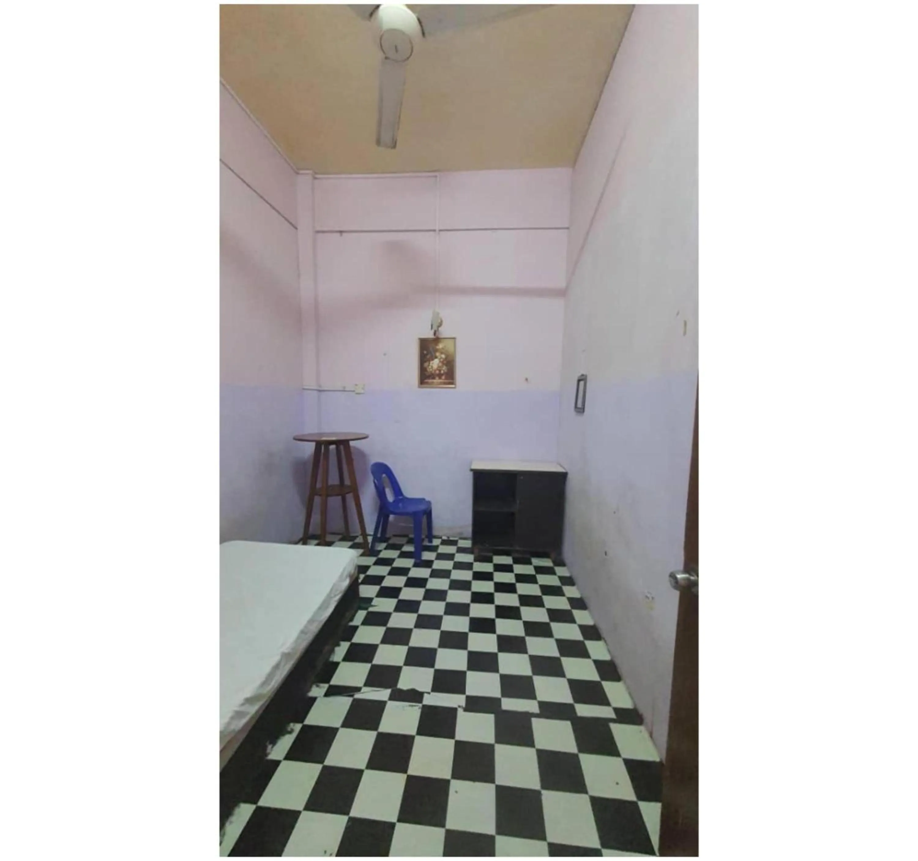 Bedroom, Bed in Hotel O Penginapan Almera